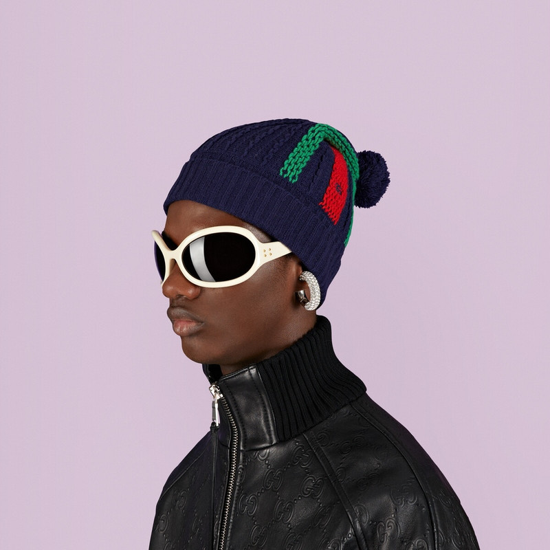 Wool knit hat with pom-pom 3