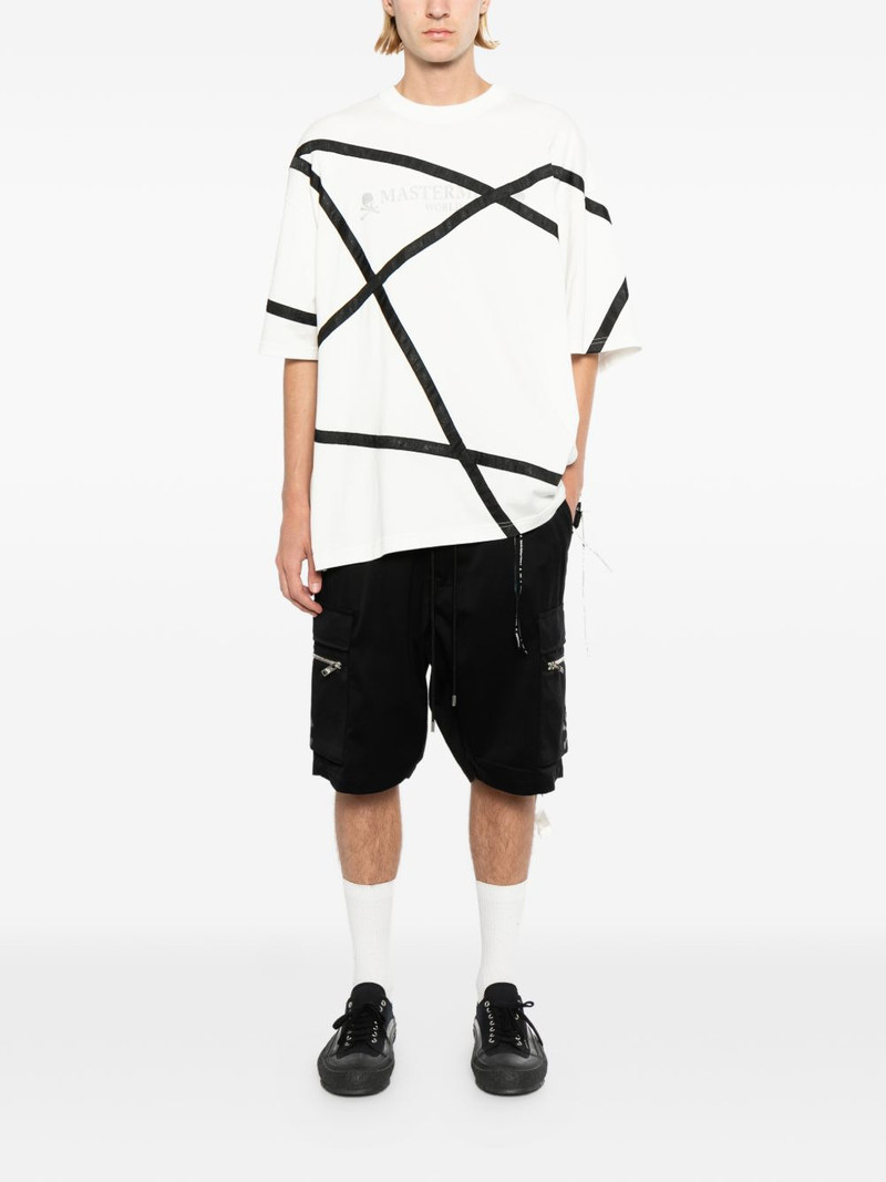 mastermind JAPAN logo-embroidered cargo shorts outlook