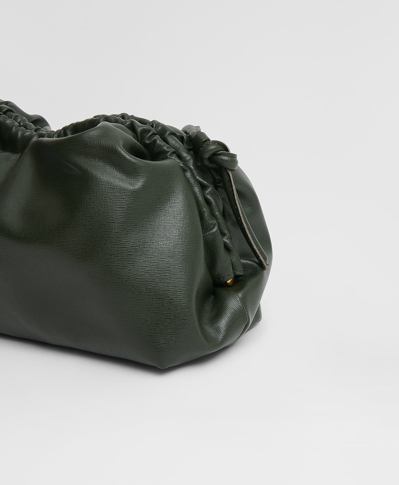 OVERSIZED CLOUD CLUTCH - 3