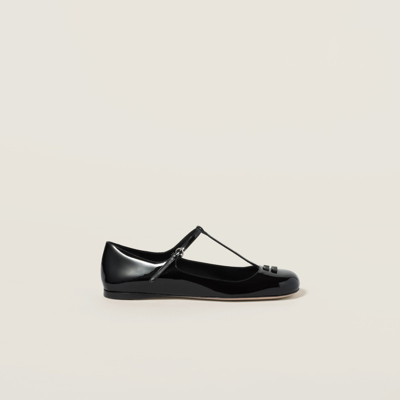 Miu Miu Patent leather ballerinas outlook