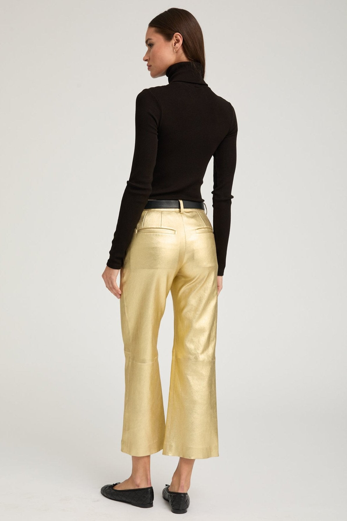 METALLIC GOLD LEATHER CROPPED TROUSERS - 4