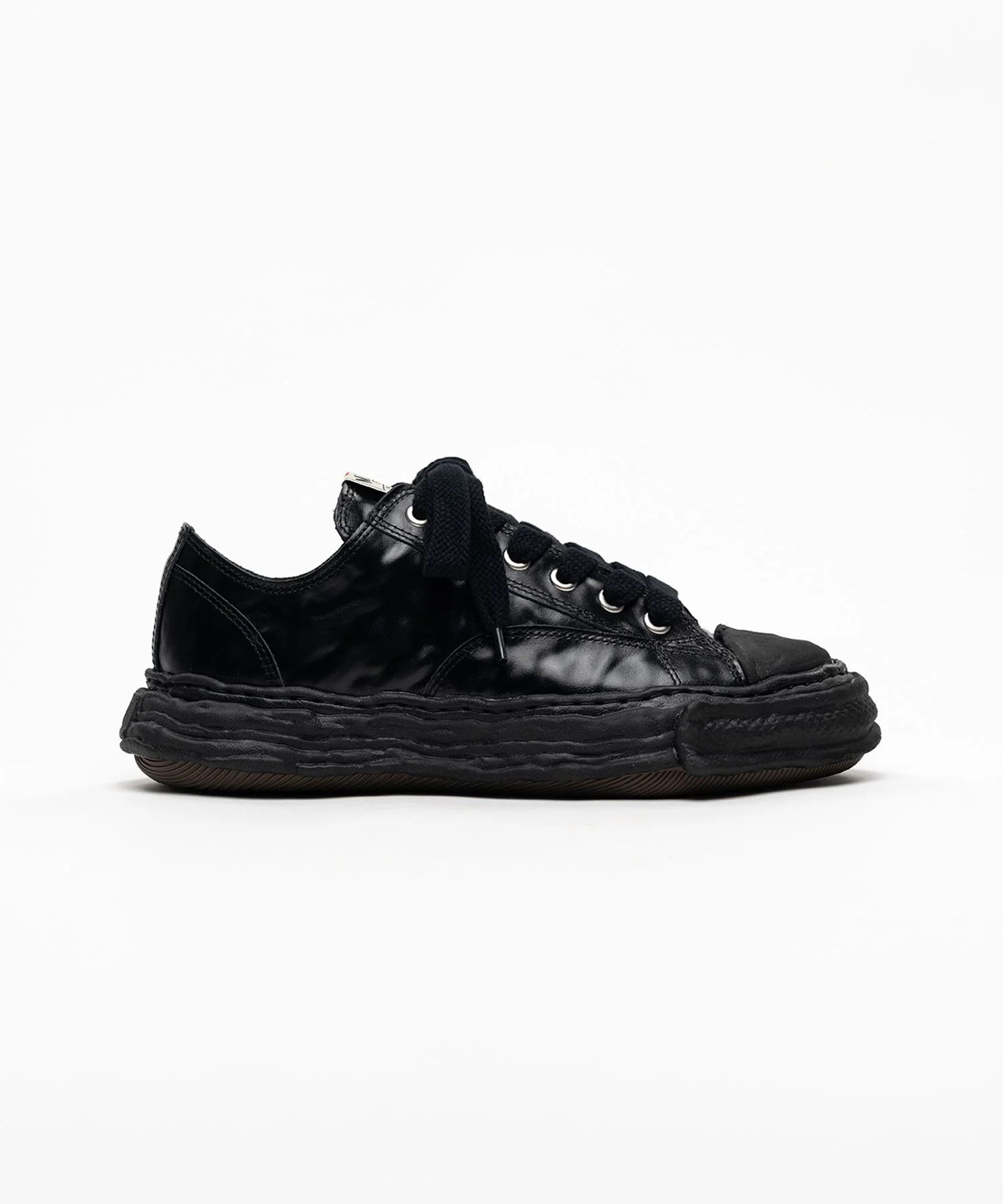 "PETERSON23" OG Sole Wrinkled Leather Low-top Sneakers - 1