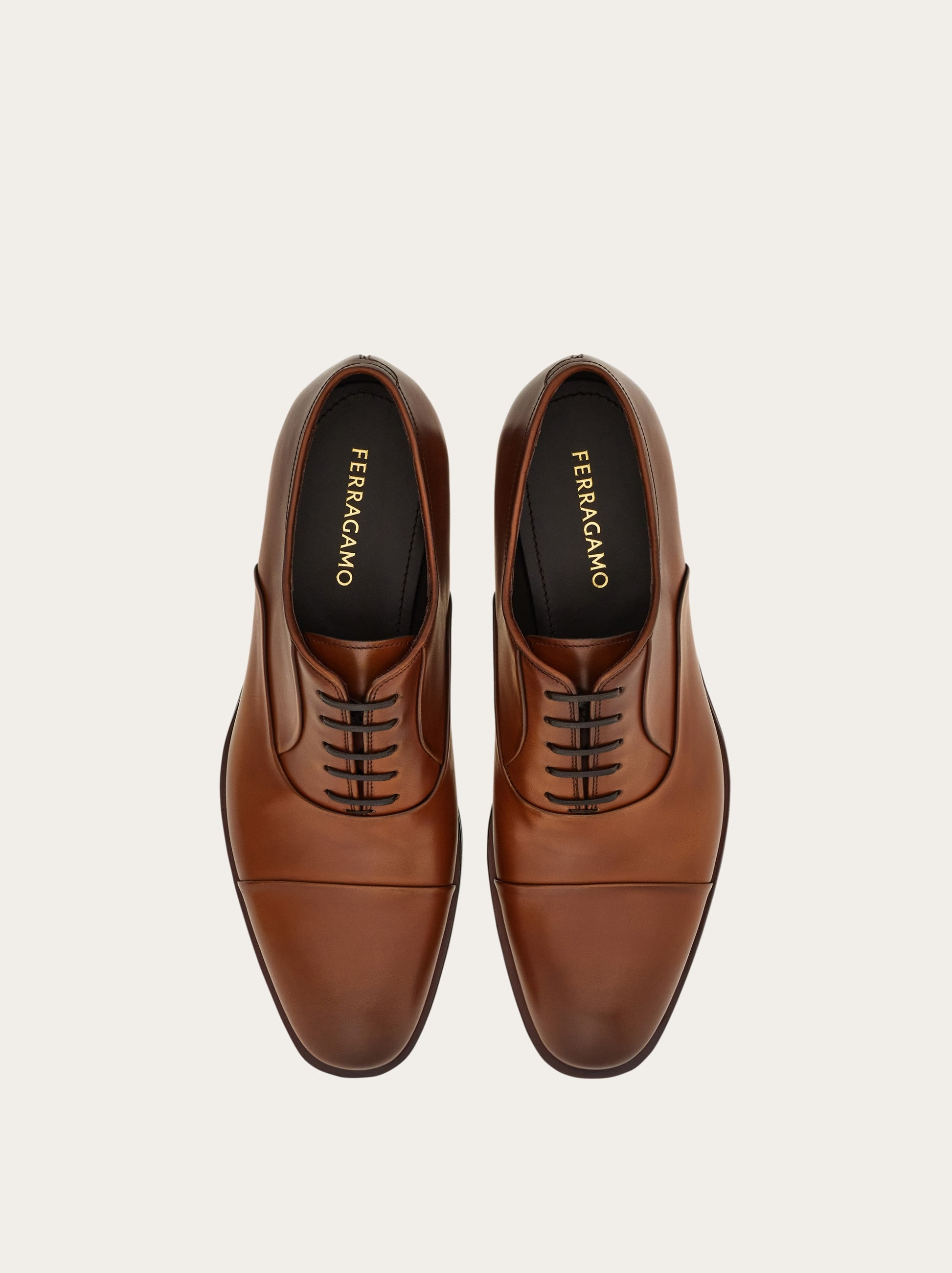 Oxford shoe with toe cap - 3