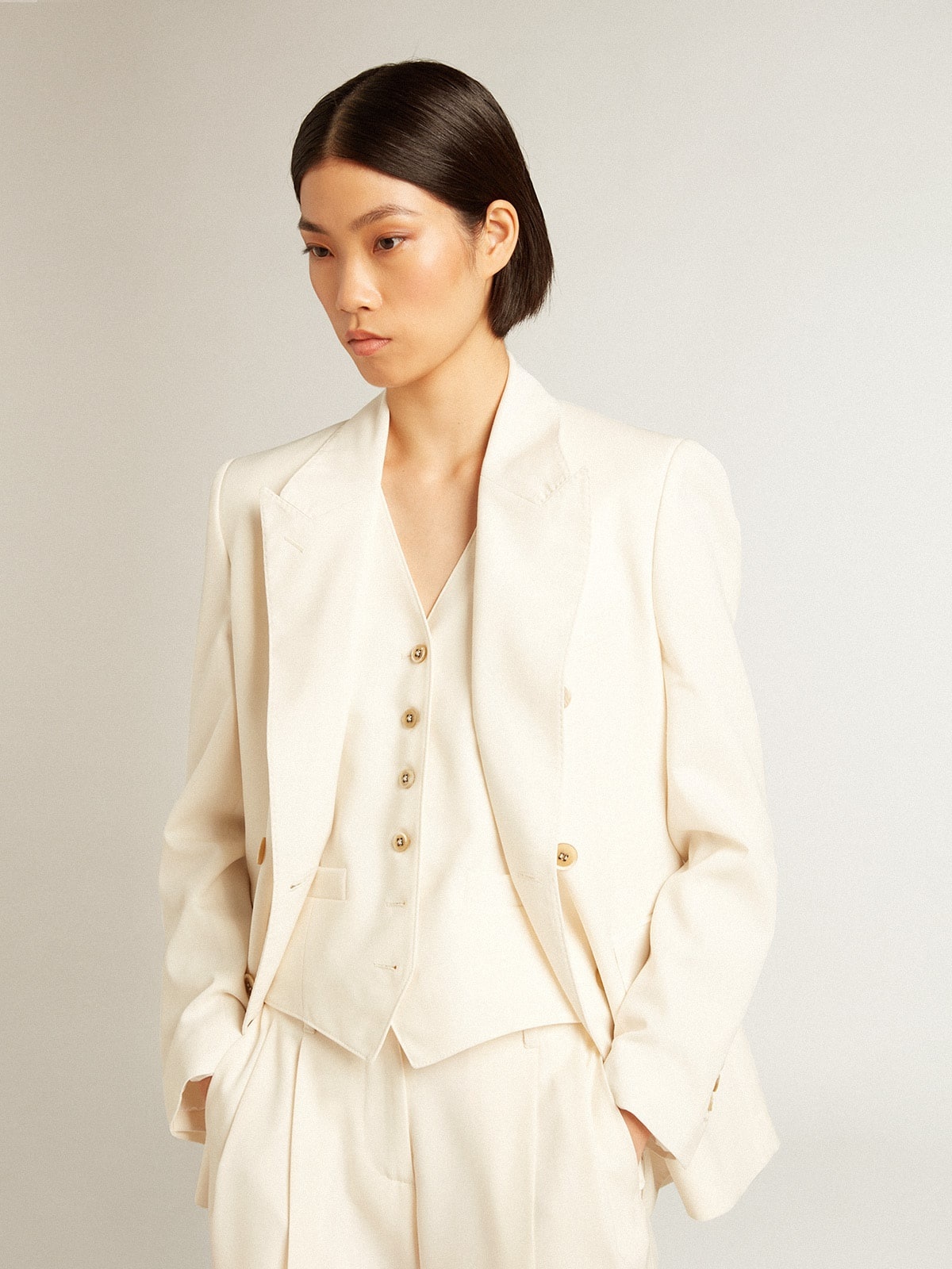 Women’s aged white double-breasted blazer - 4