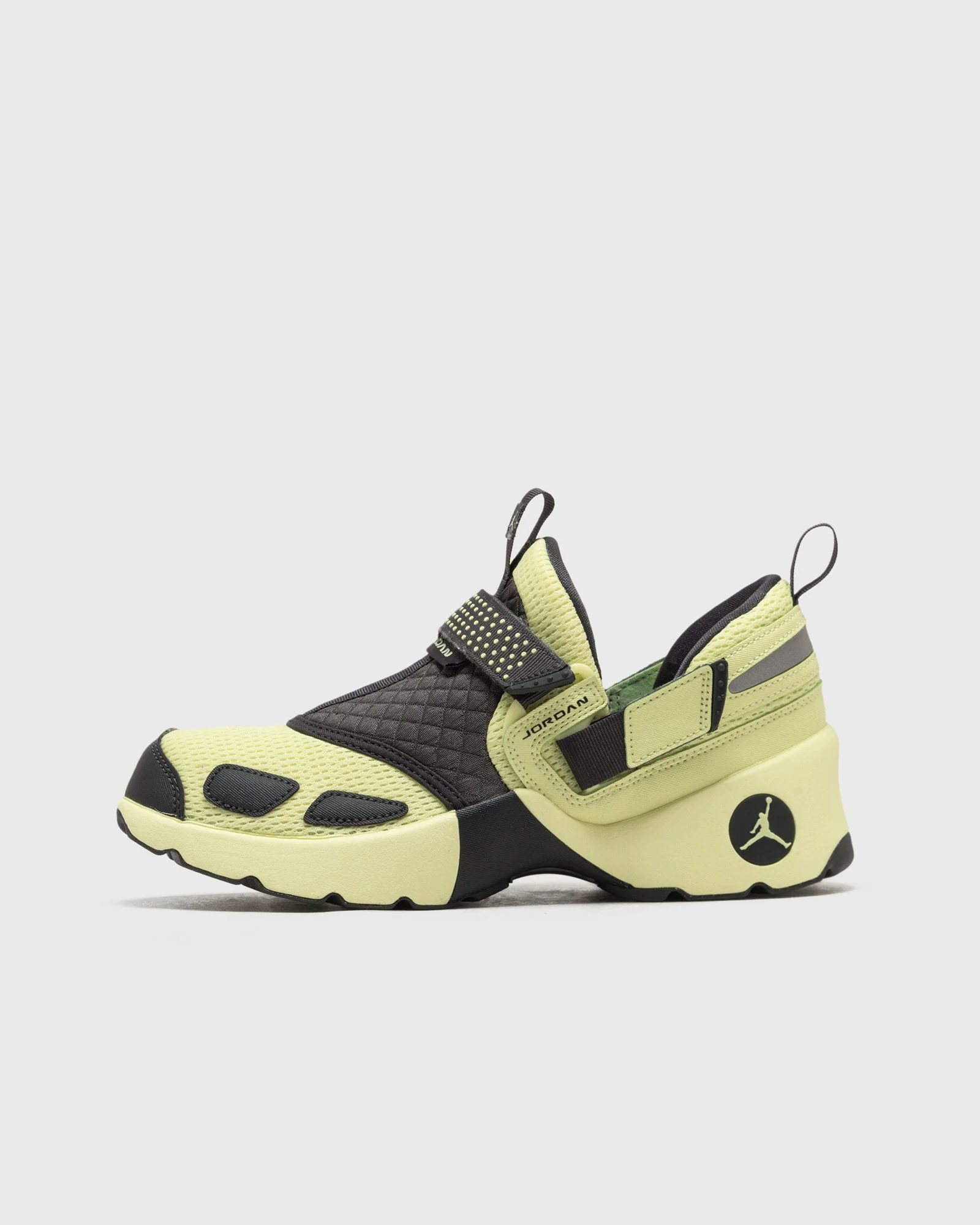 WMNS JORDAN TRUNNER LX - 1