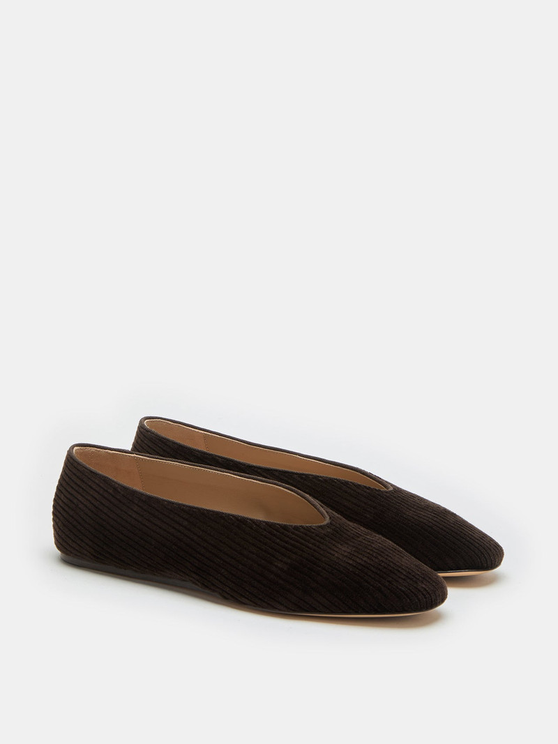 LE MONDE BÉRYL Regency Slipper / Chocolate Corduroy outlook