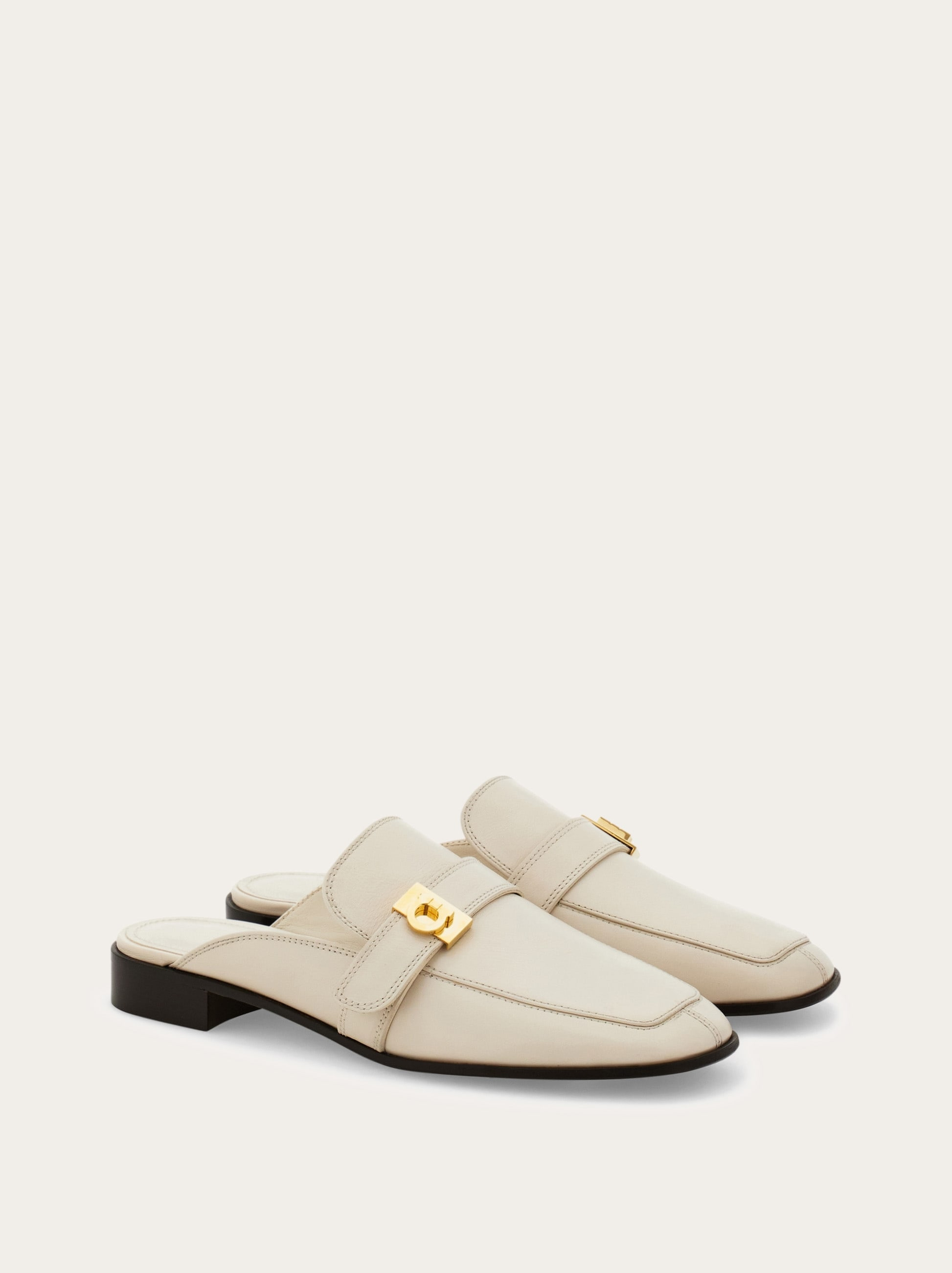 Hug buckle loafer mule - 5