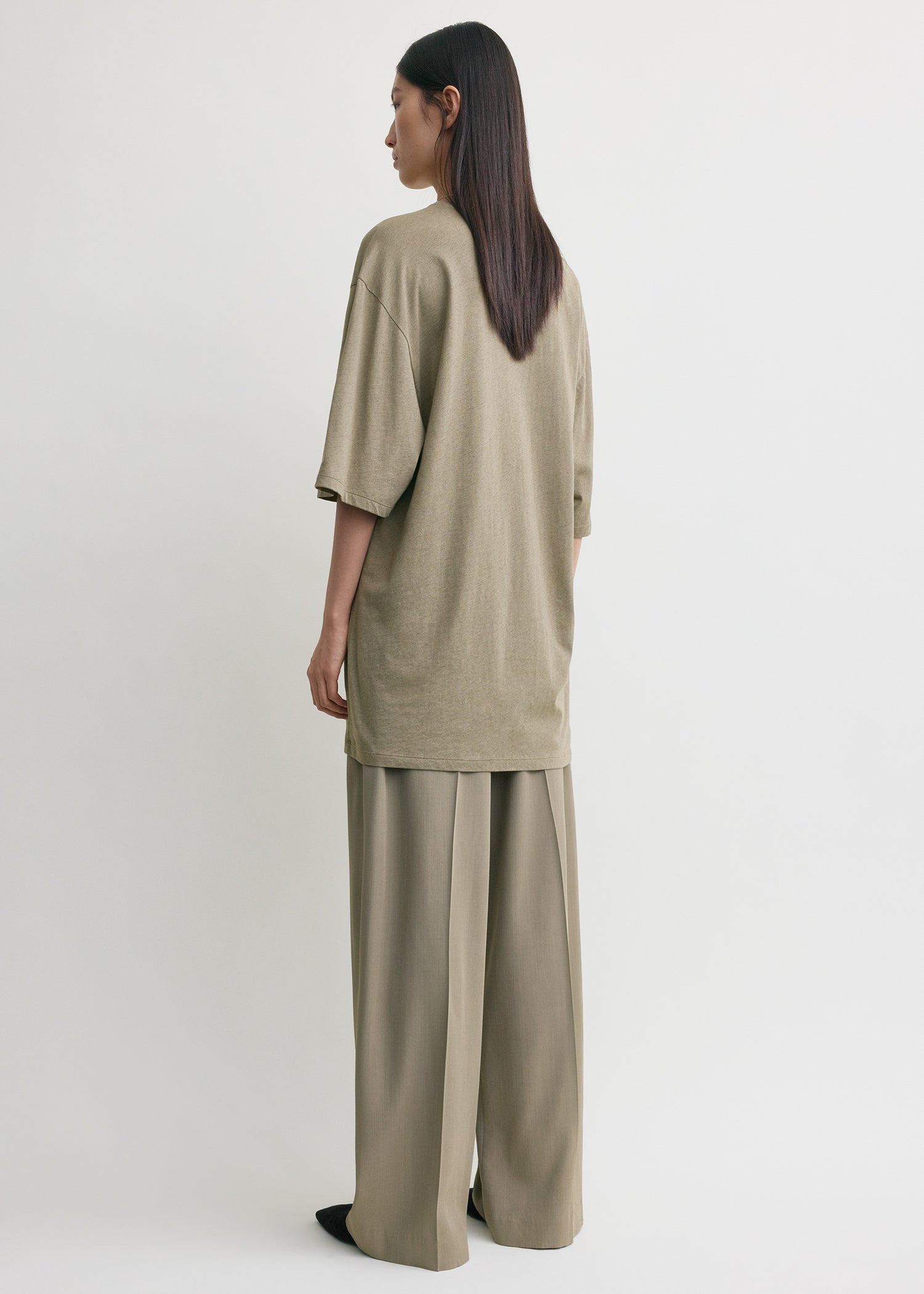 Relaxed tee dress taupe - 4