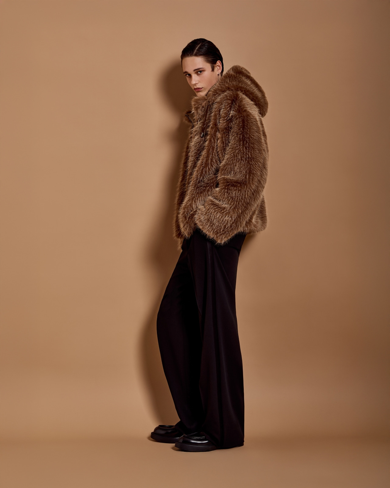 FAUX FUR HOODED BLOUSON - 6