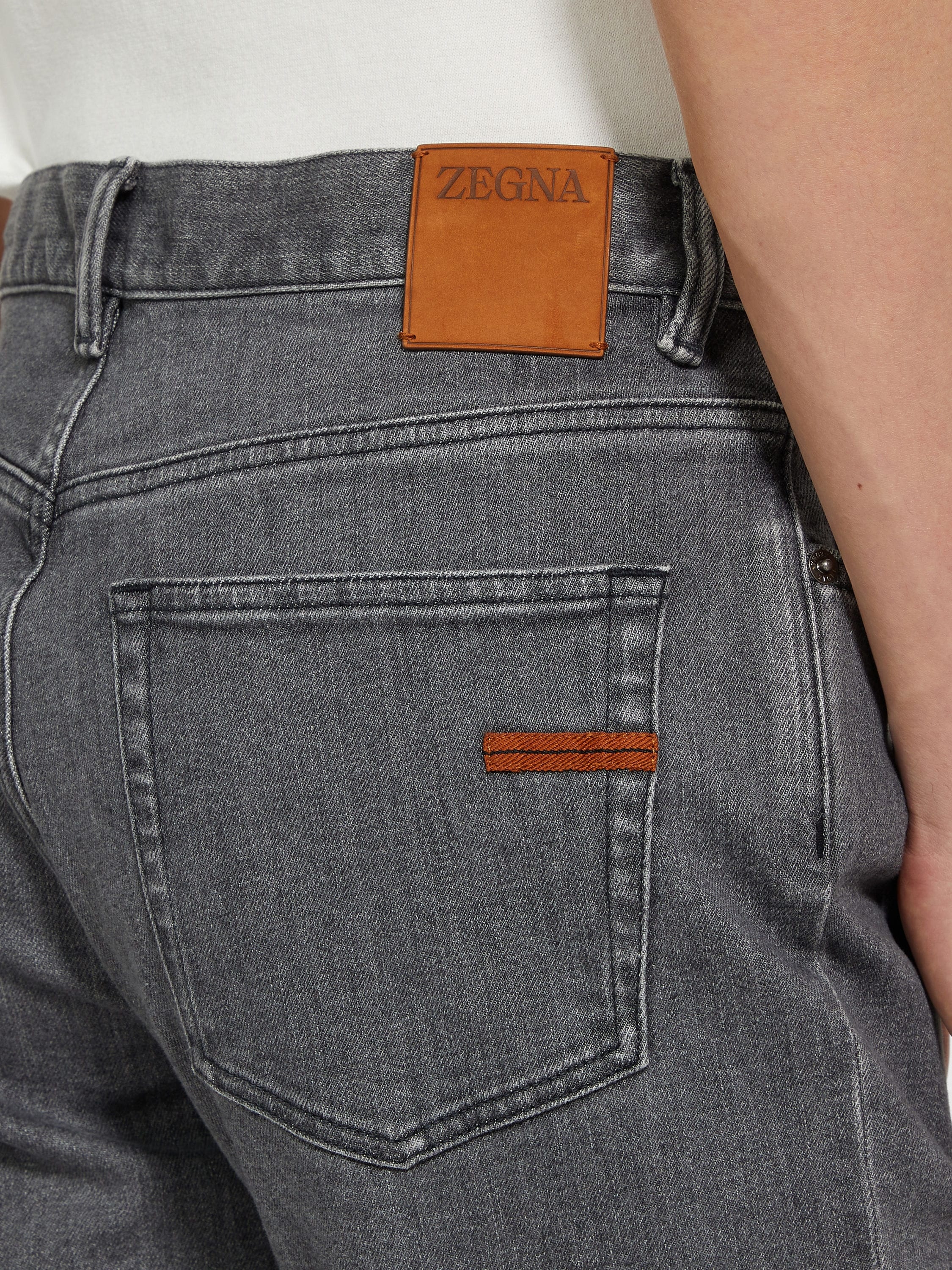 GREY STONE-WASHED STRETCH COTTON ROCCIA JEANS - 2