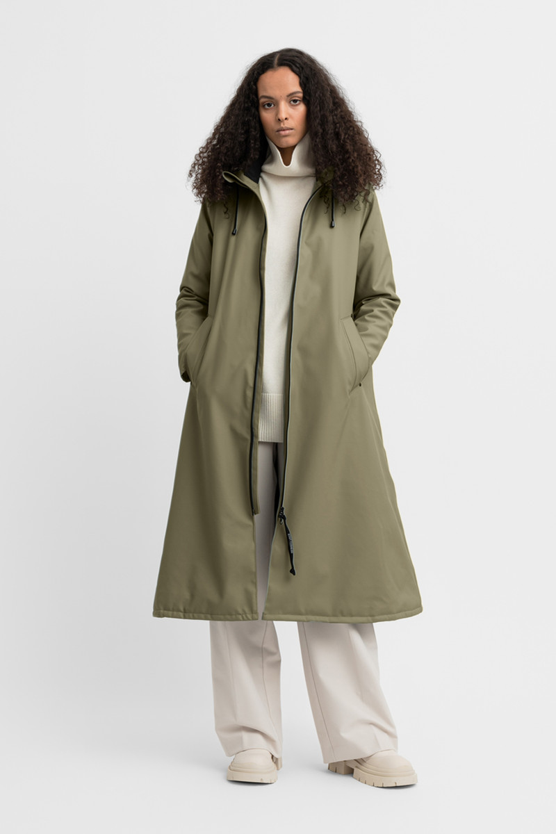 Stutterheim Mosebacke Long Winter Raincoat Aloe outlook
