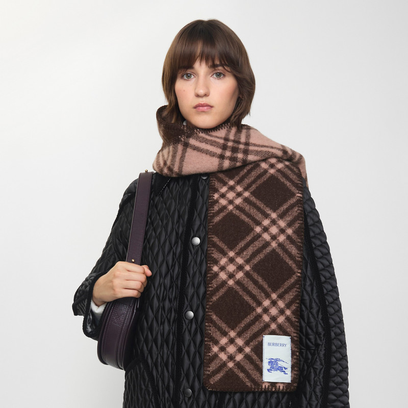 Burberry Narrow Check Wool Scarf outlook