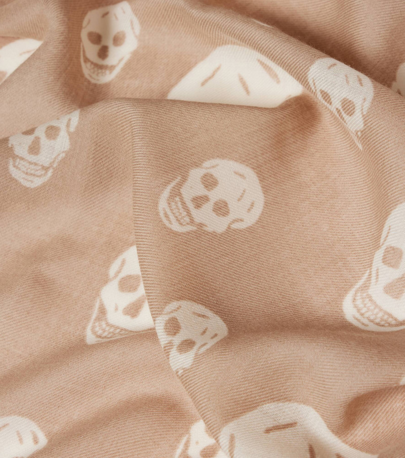 Skull wool scarf 4