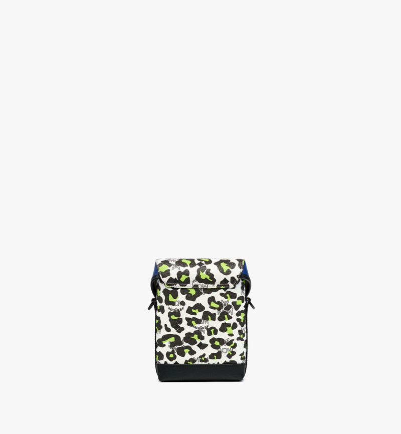 Aren N/S Crossbody in Leopard Visetos 5