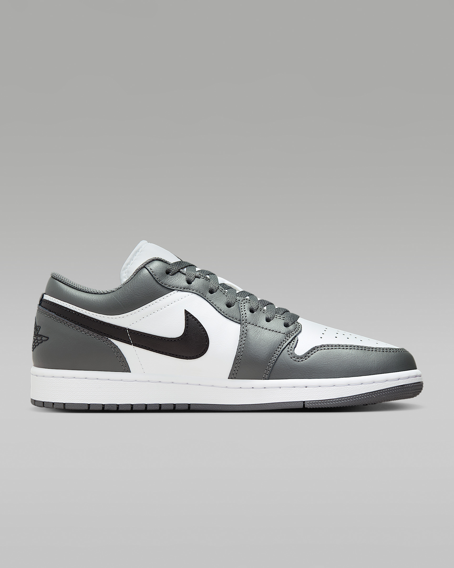 Air Jordan 1 Low Men's Shoes - 3