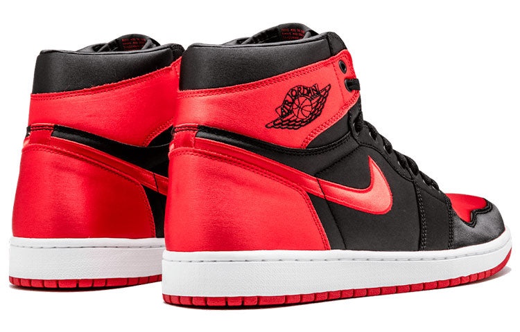 Air Jordan 1 Retro High OG SE 'Satin Banned' 917359-001 - 3