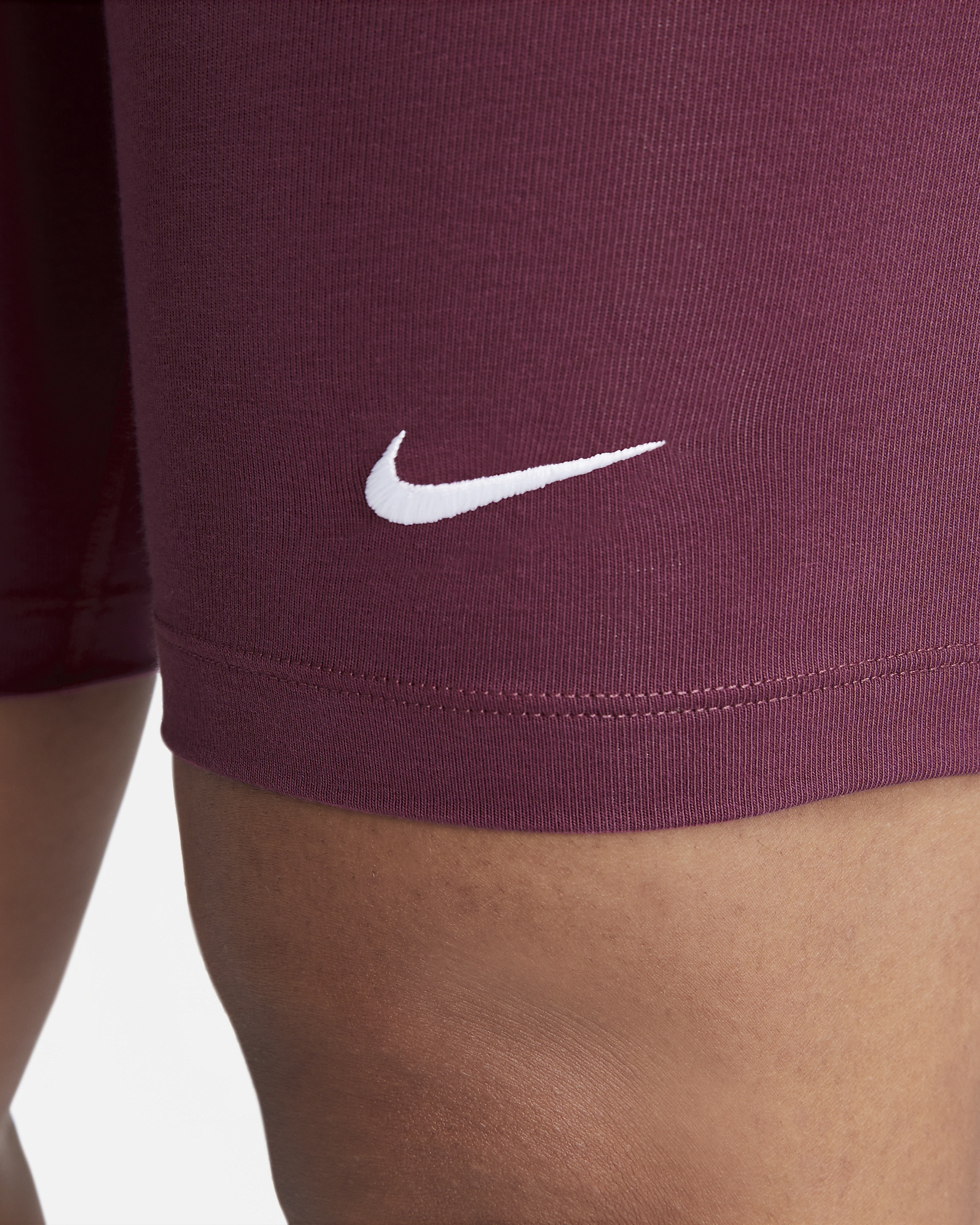 Nike Sportswear Essential Women's Mid-Rise 10" Biker Shorts - 4