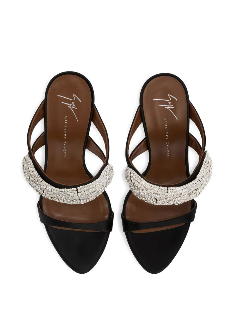 Elise Soiree andals 4