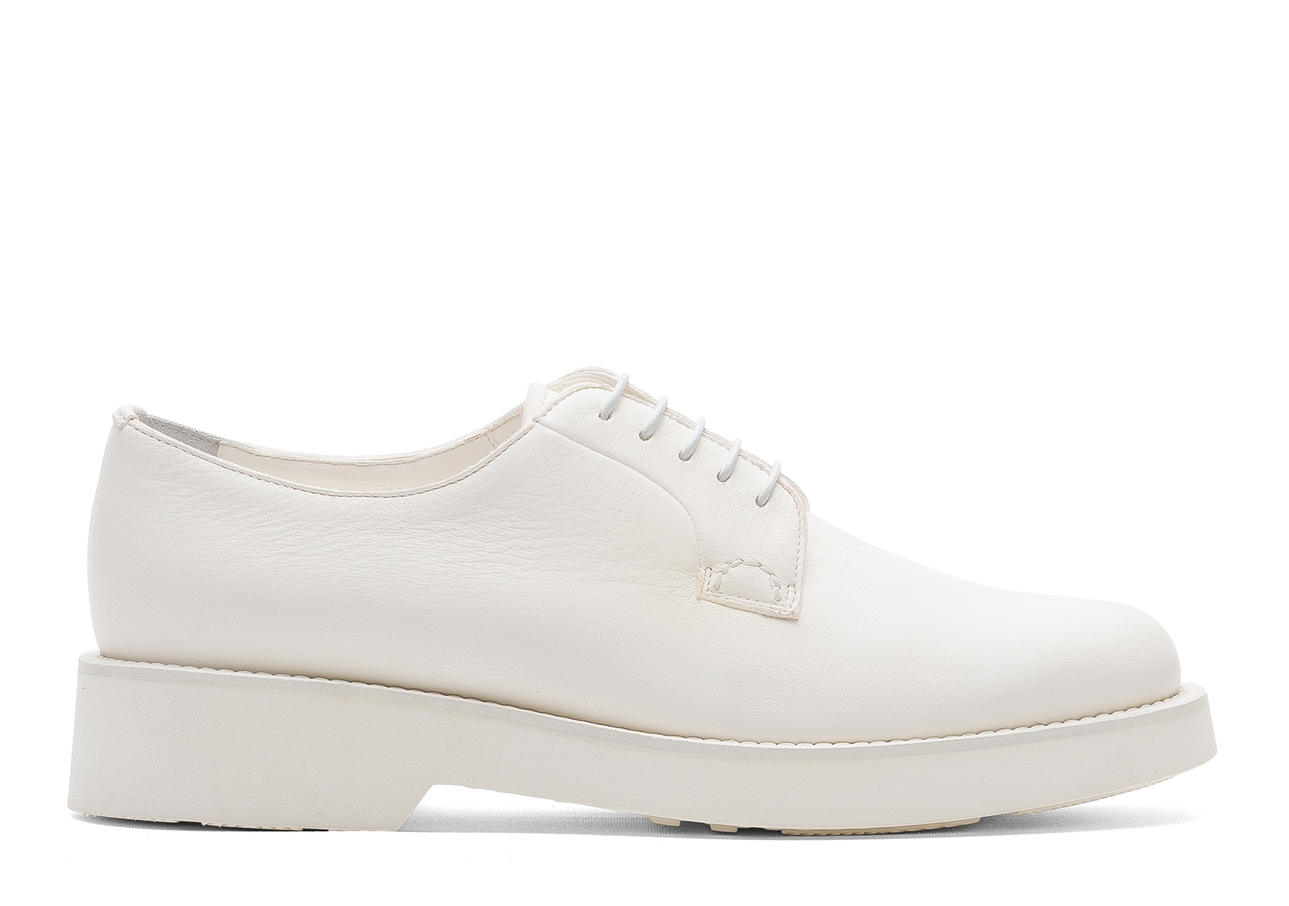 Shannon l
Deerskin Derby Ivory - 1