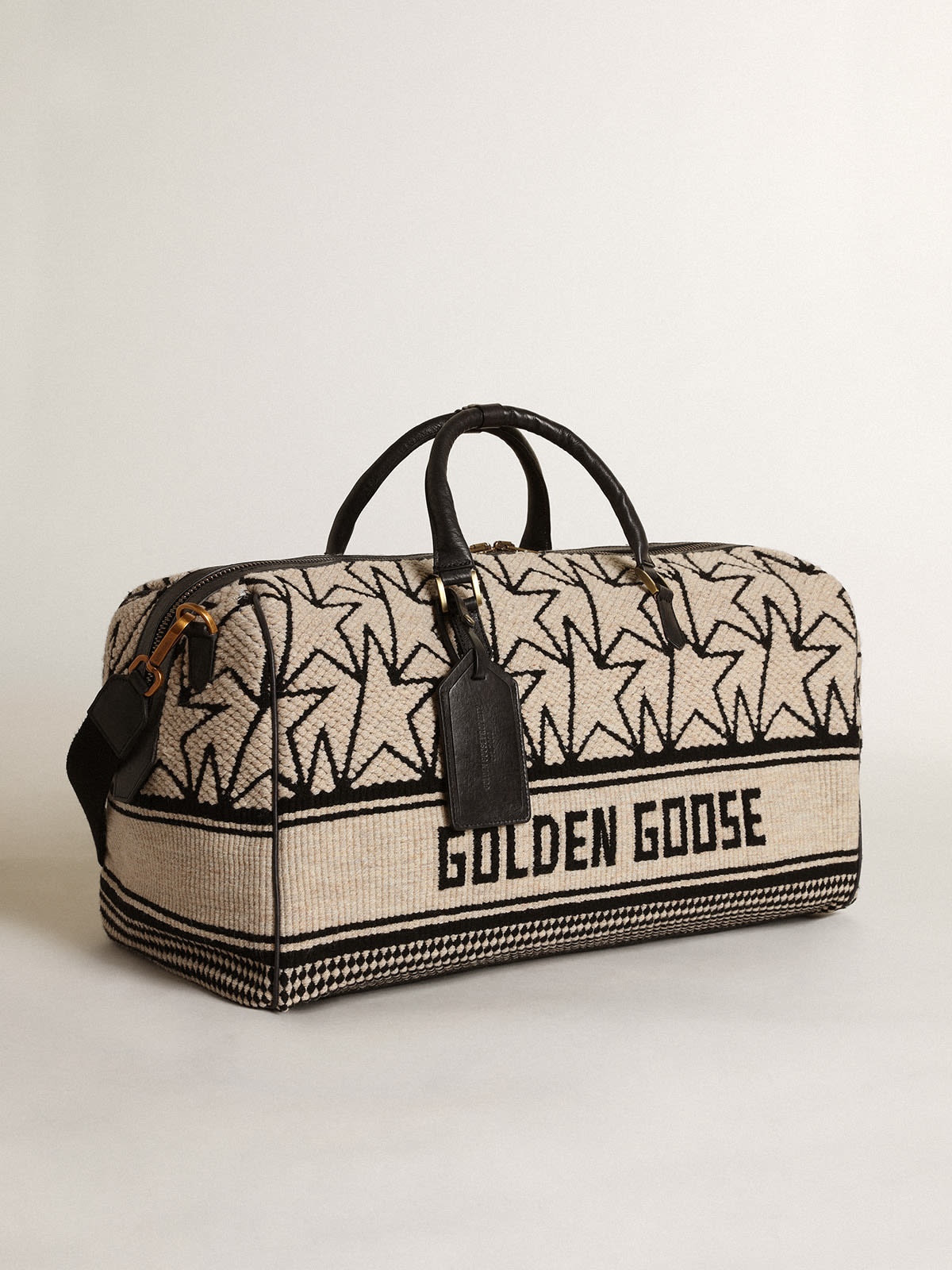 Men's duffle bag in milk-white jacquard wool and black lettering - 2