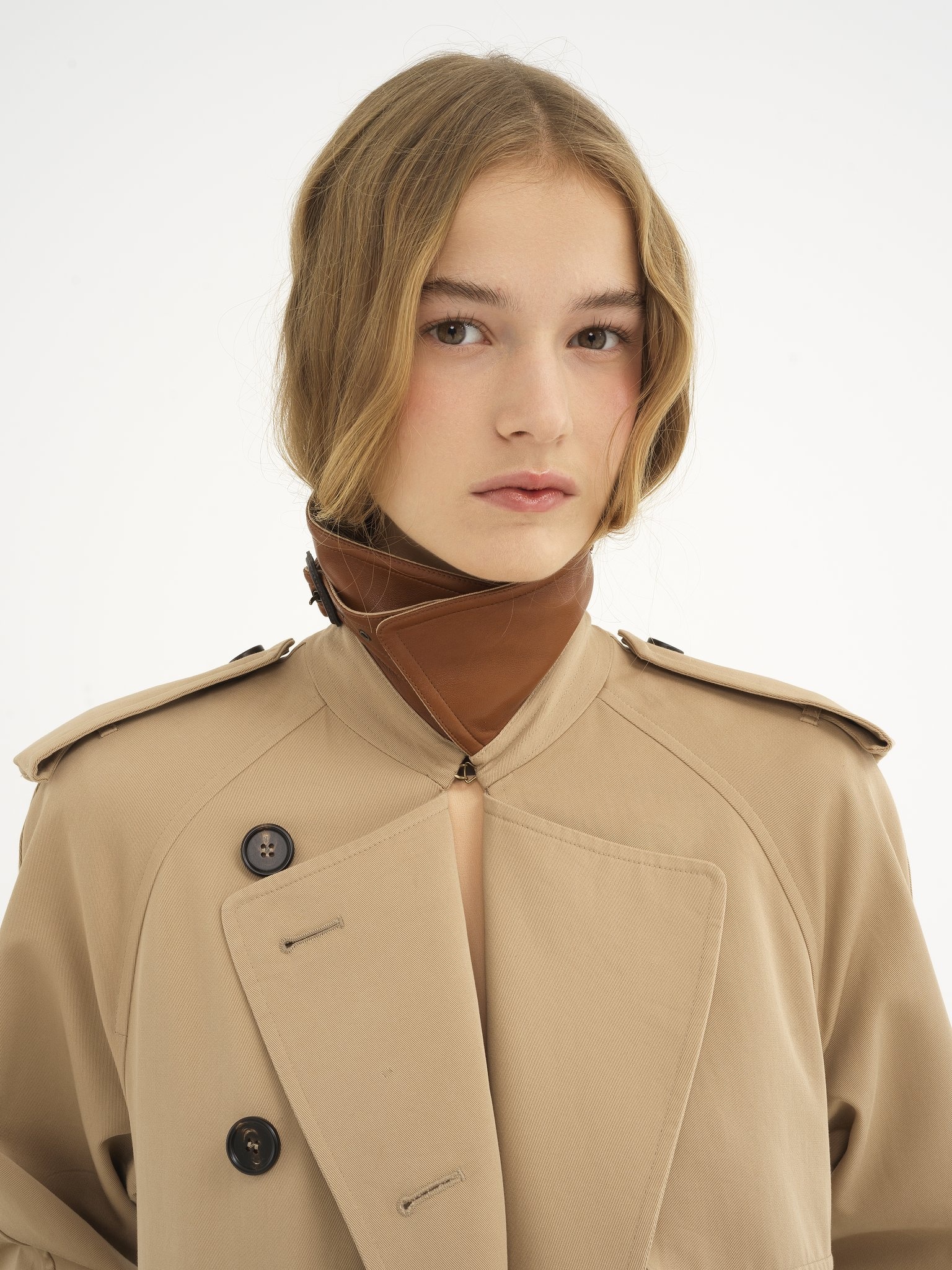 CLASSIC TRENCH COAT IN COTTON GABARDINE WITH CAPE - 8