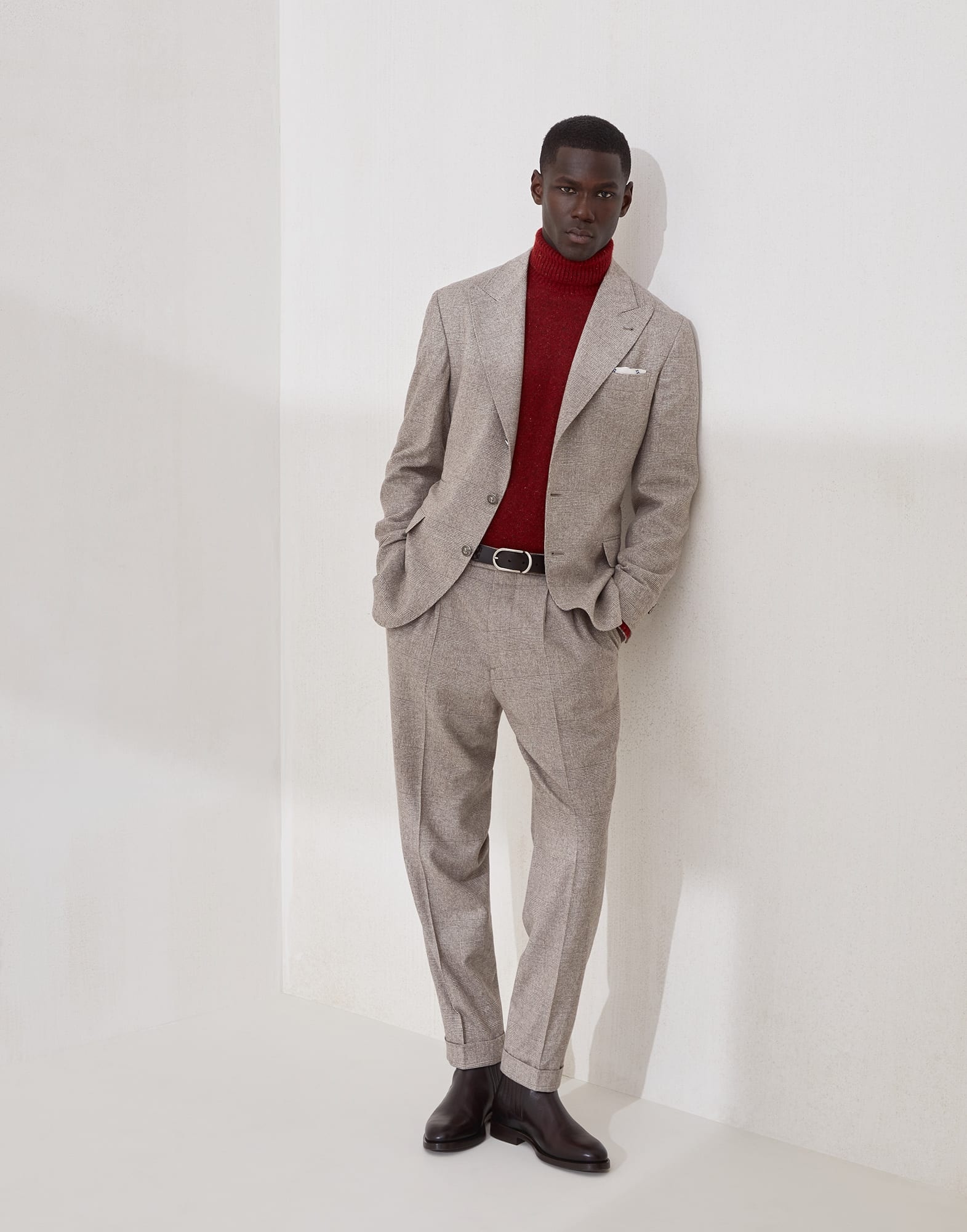 Silk, wool and cashmere flecked Prince of Wales flannel leisure fit trousers with double pleats - 4
