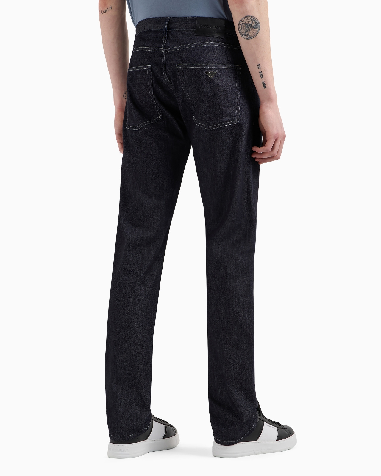 J45 Regular-fit, worn-wash 8 oz denim jeans - 3