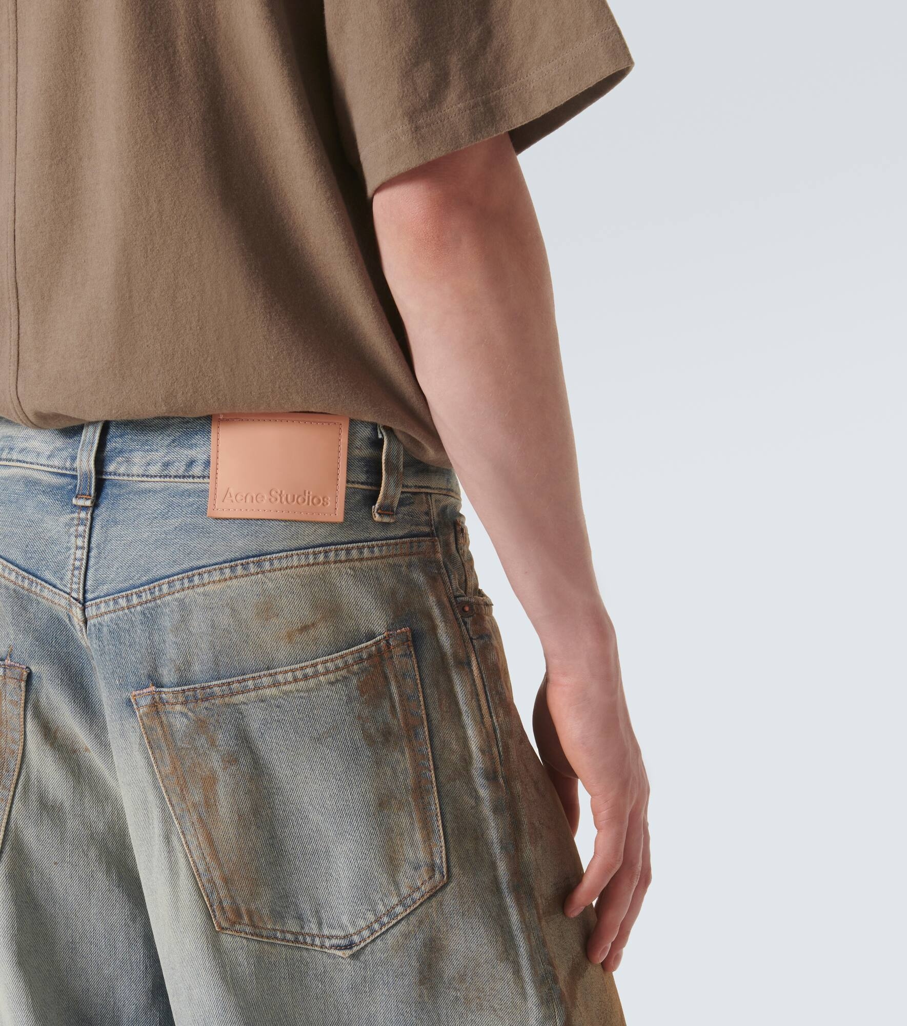 Distressed wide-leg jeans - 6