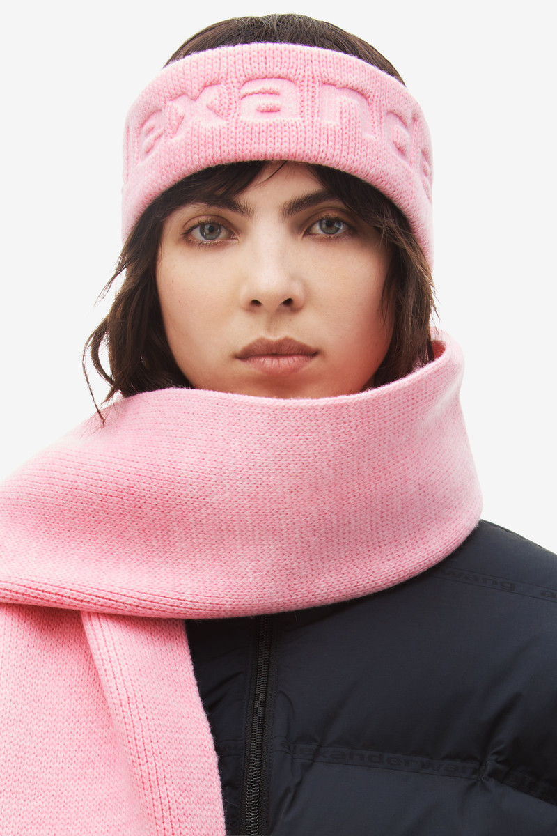 Logo headband in compact deboss 3