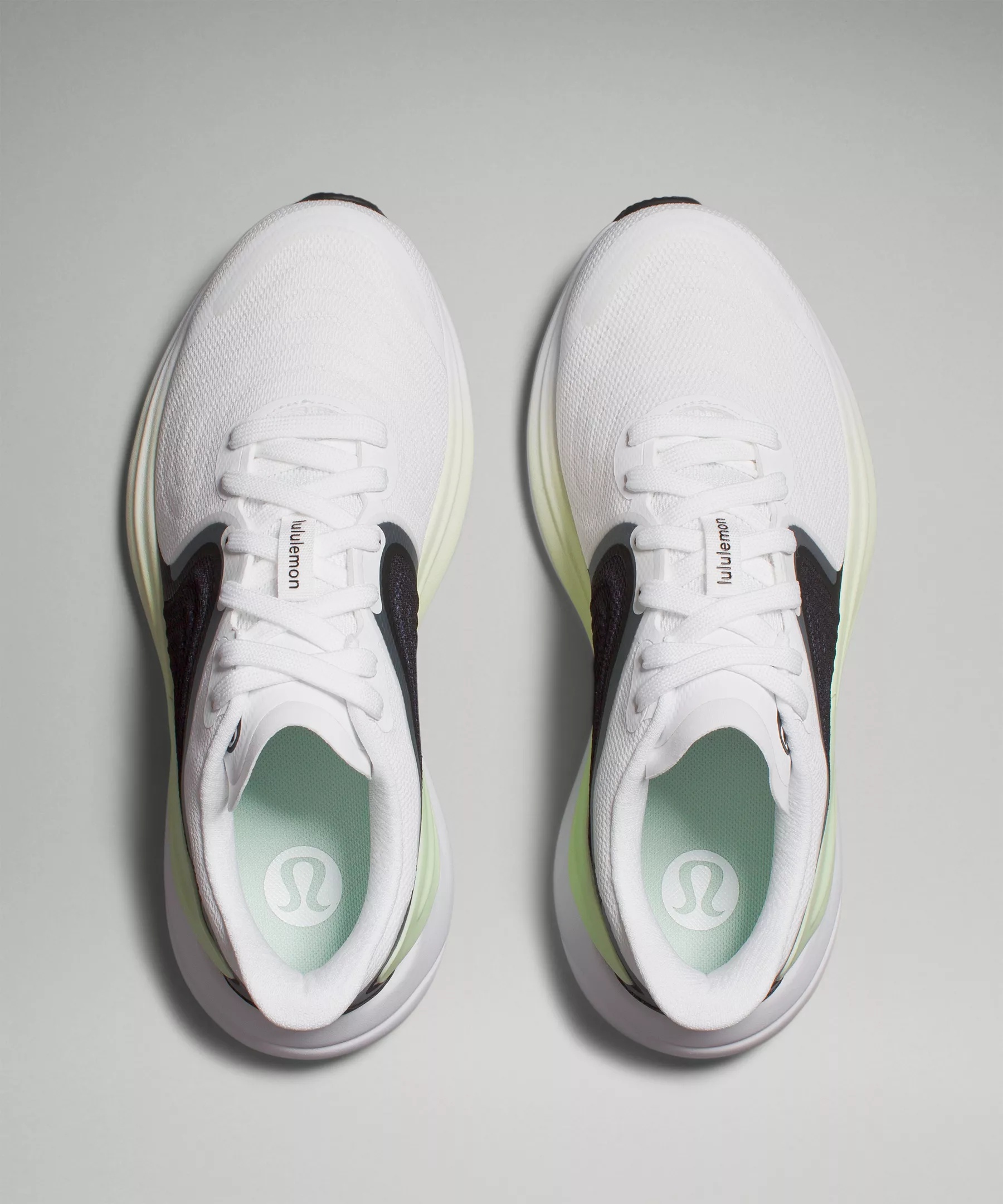 blissfeel 2 Women's Running Shoe - 5