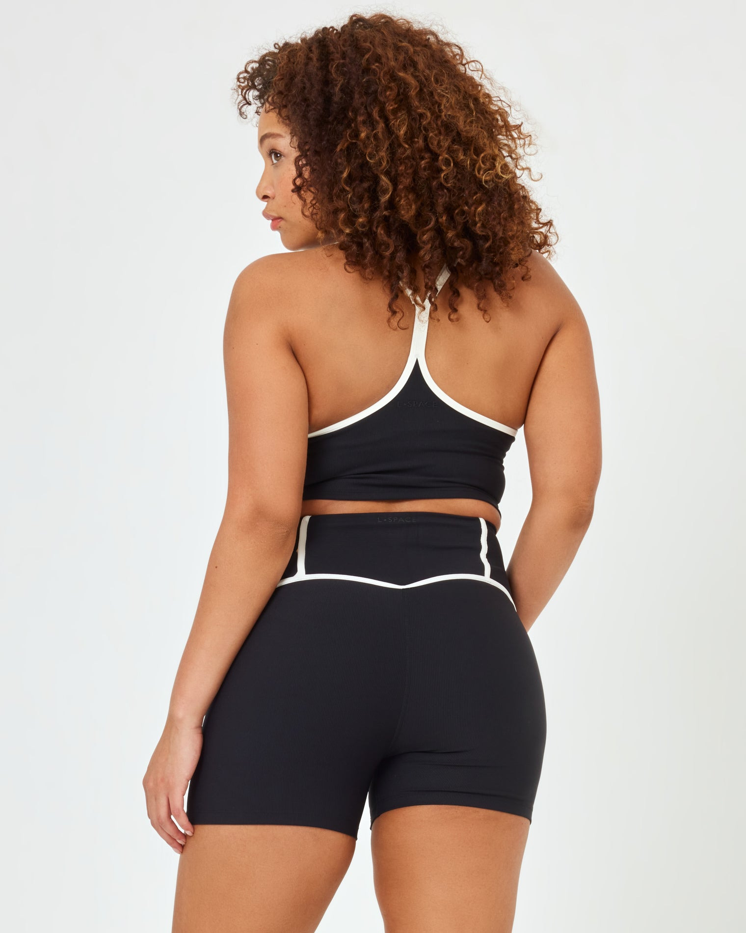 Revel Short - 6