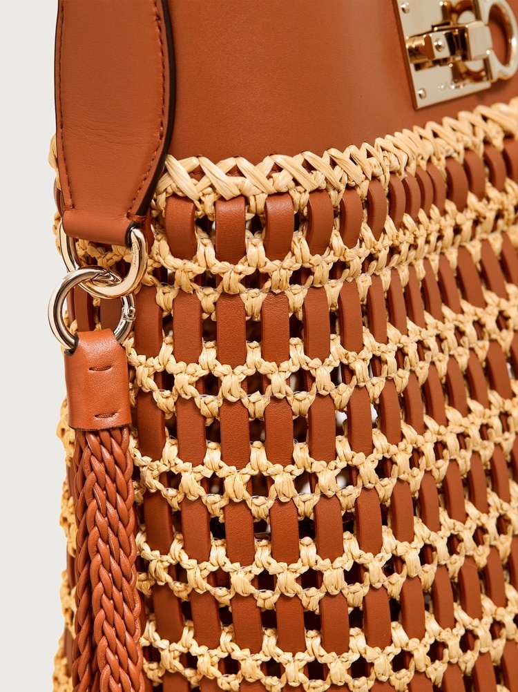 FERRAGAMO STUDIO BUCKET BAG - 8