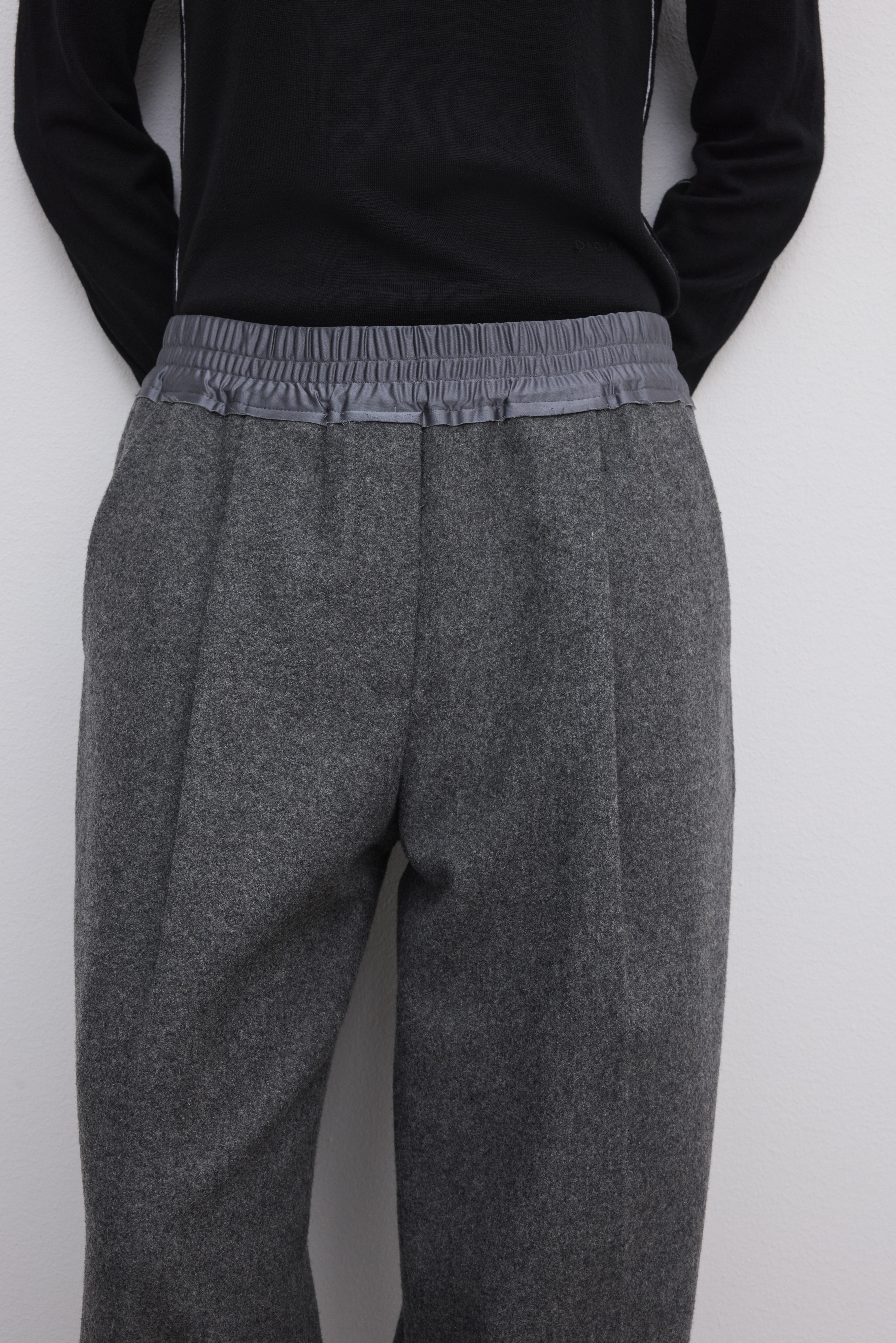 Relaxed Wool Trouser - 2