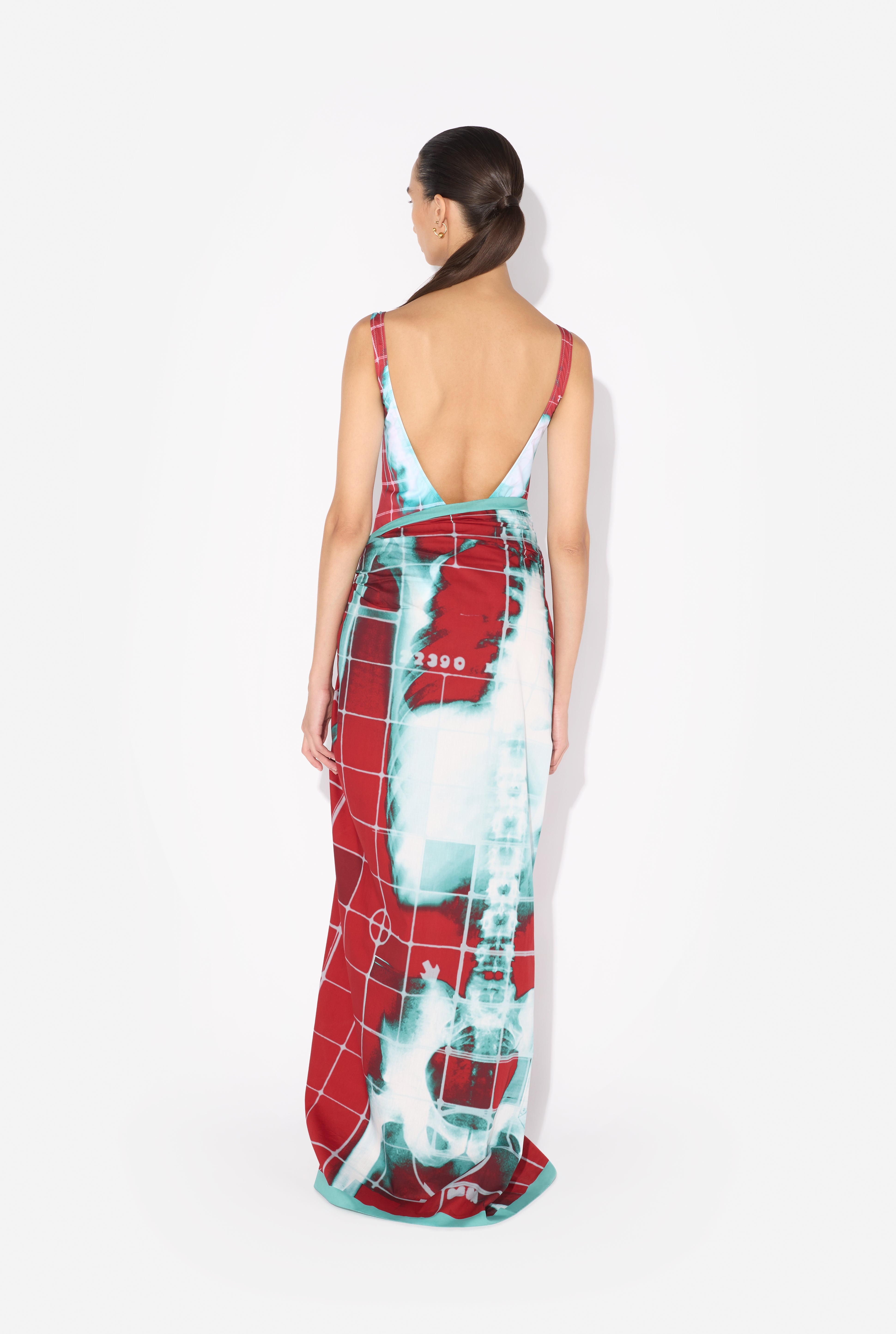 THE RED SQUELETOR SARONG - 3