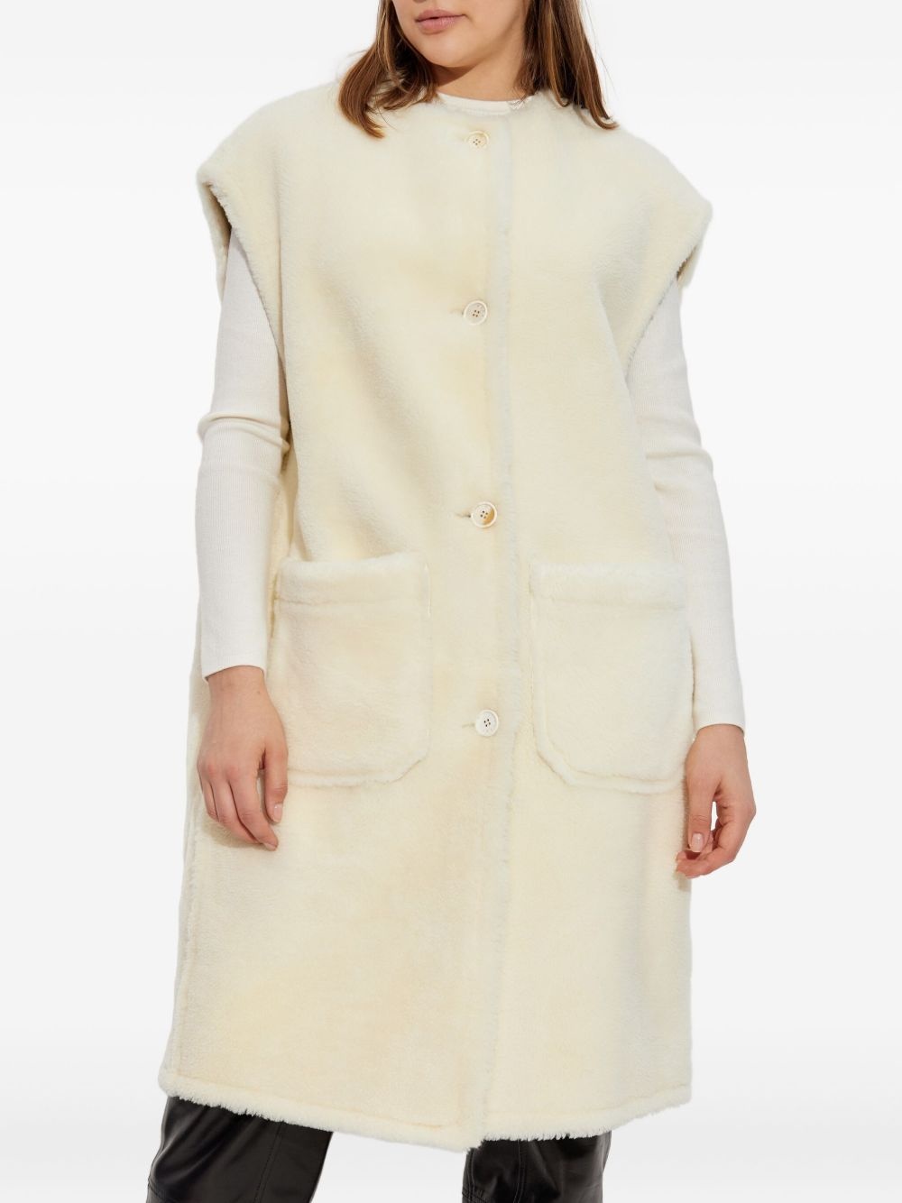 button-fastening patch-pocket vest - 3