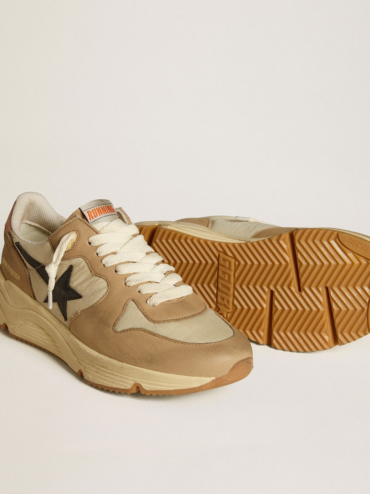 Running Sole LTD in nylon and nubuck with leather star and heel tab - 4