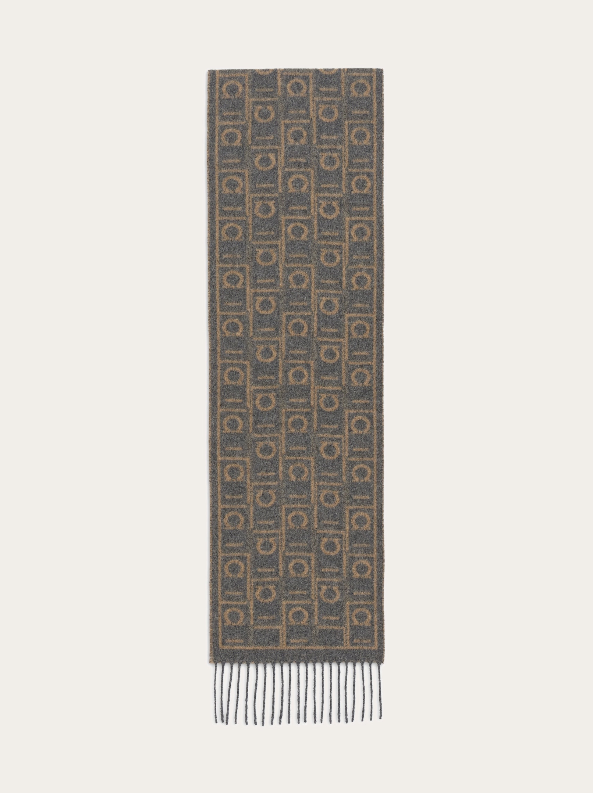 Ferragamo monogram scarf - 4