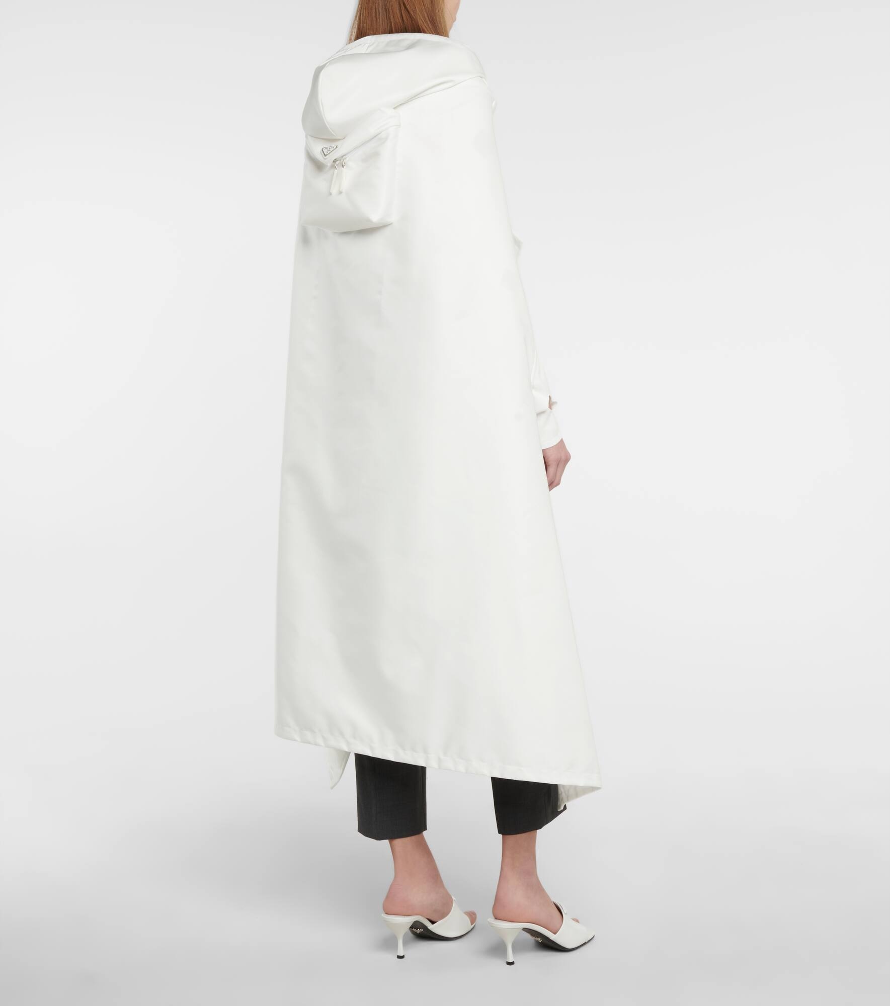 Re-Nylon cape - 3