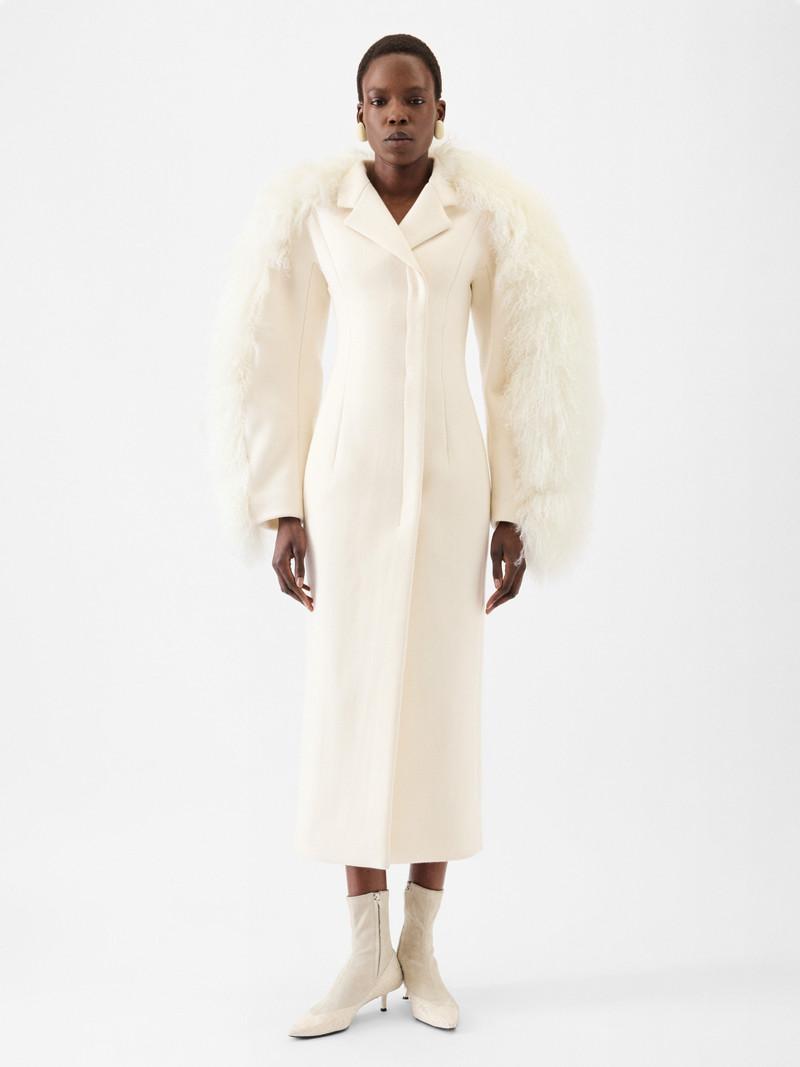 The Boa coat 3