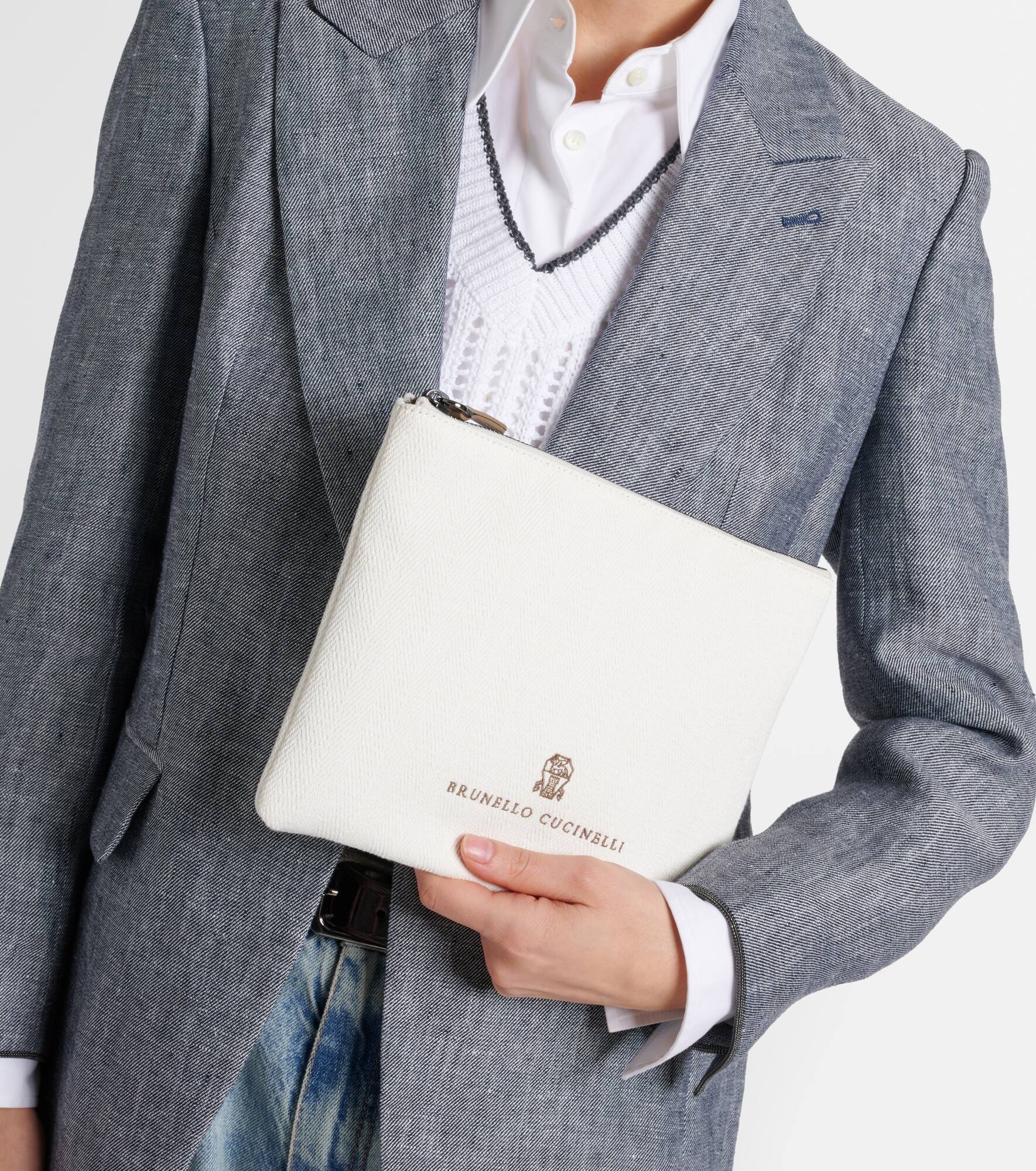 Leisure Small canvas clutch - 2