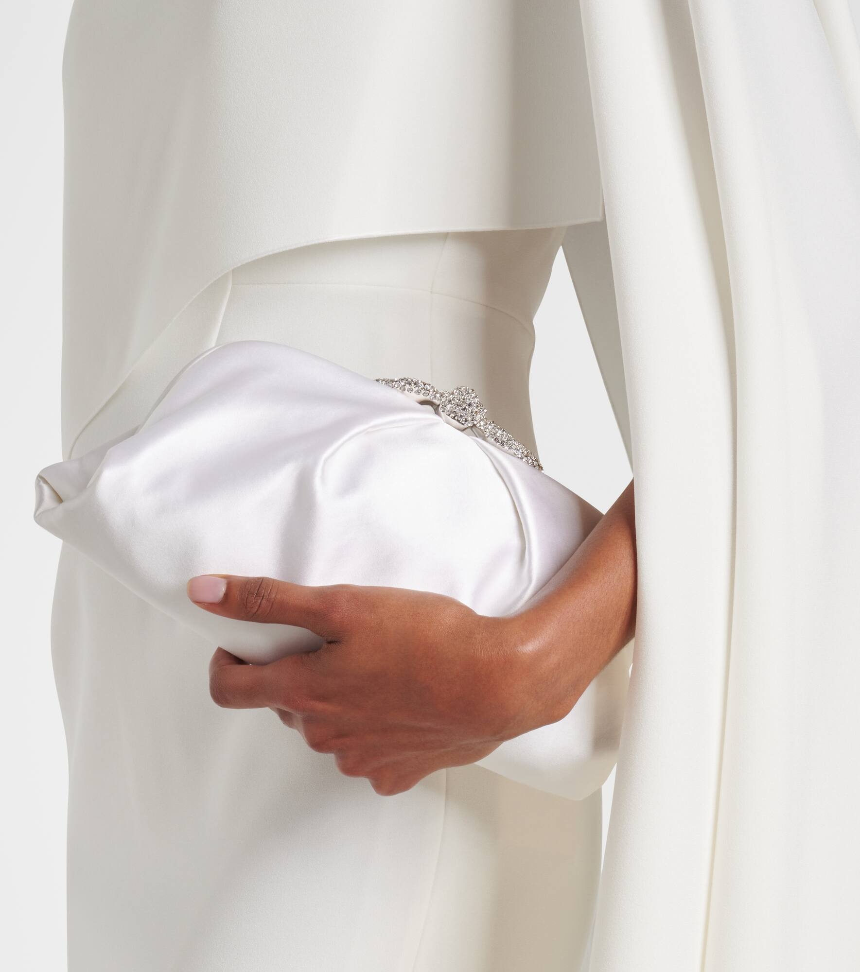 Bow Tie Small embellished satin clutch - 2