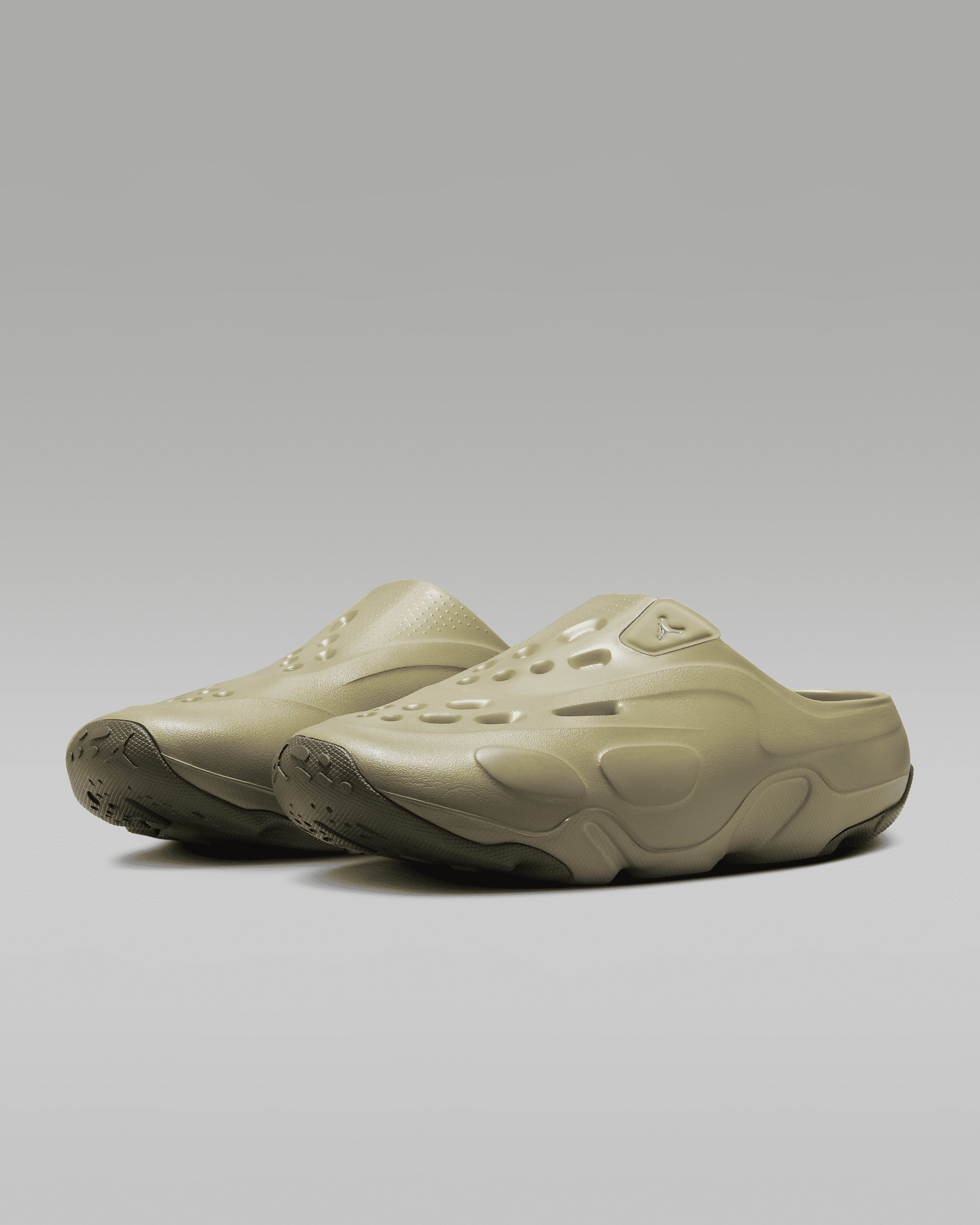 Jordan Roam Slides - 5