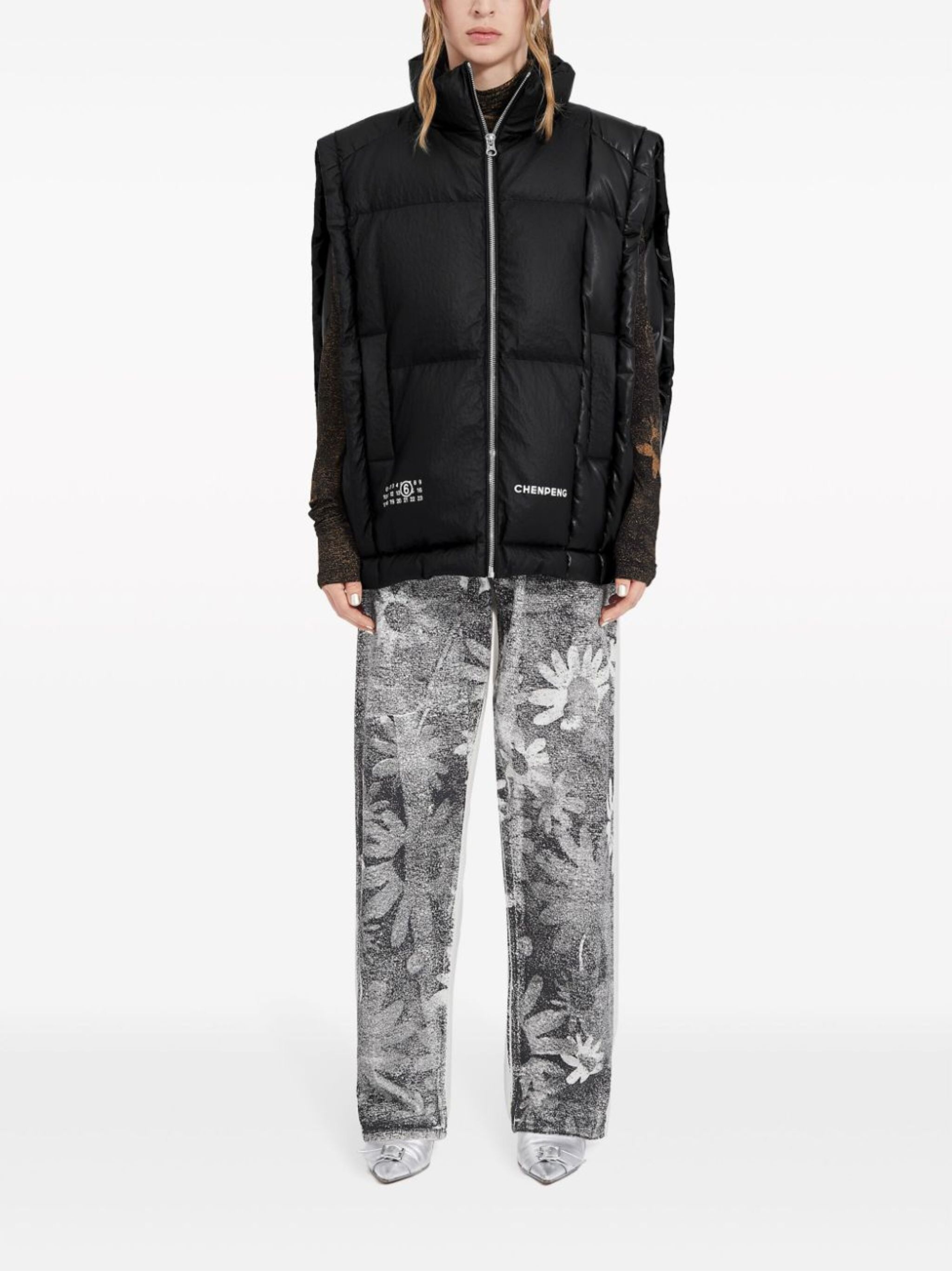 MM6◆×CHENPENG/Chen Peng Puffer Gileダウンベスト/L/ナイロン/BLK/S62FB006 vest-2-1-78f52.jpg?fit=max&w=
