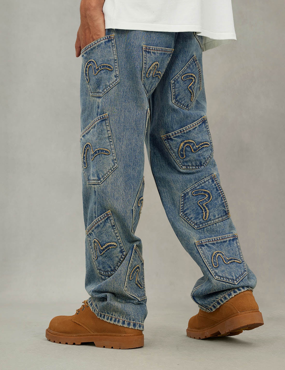 EVISU X F-LAGSTUF-F Dirty Washed and Embroideried Multi-Pocket Relax Fit Denim Jeans - 7