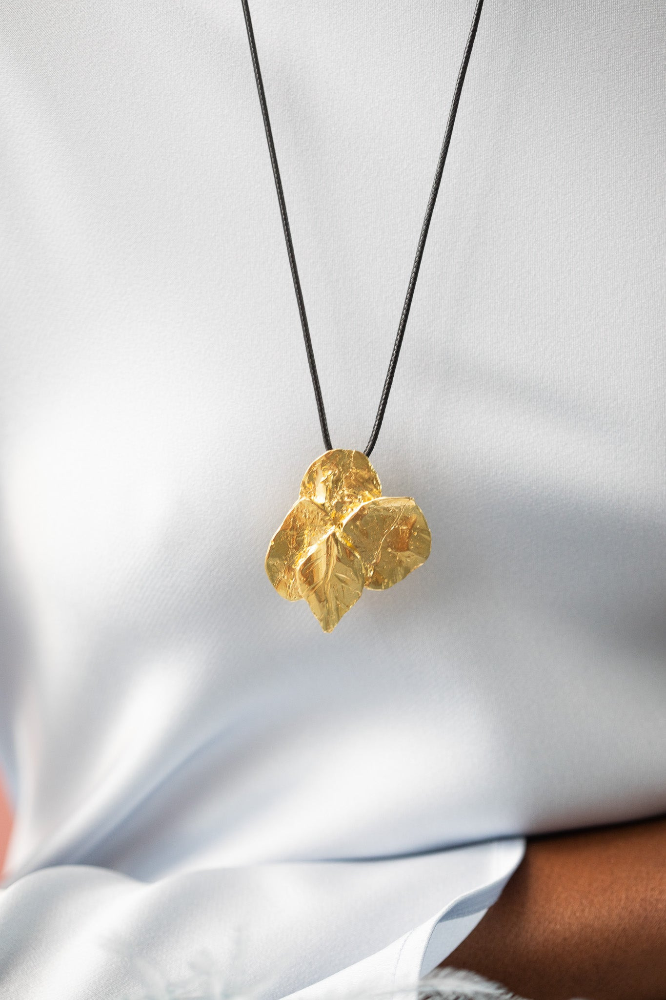 Bougainvillea Fleur Necklace - 4