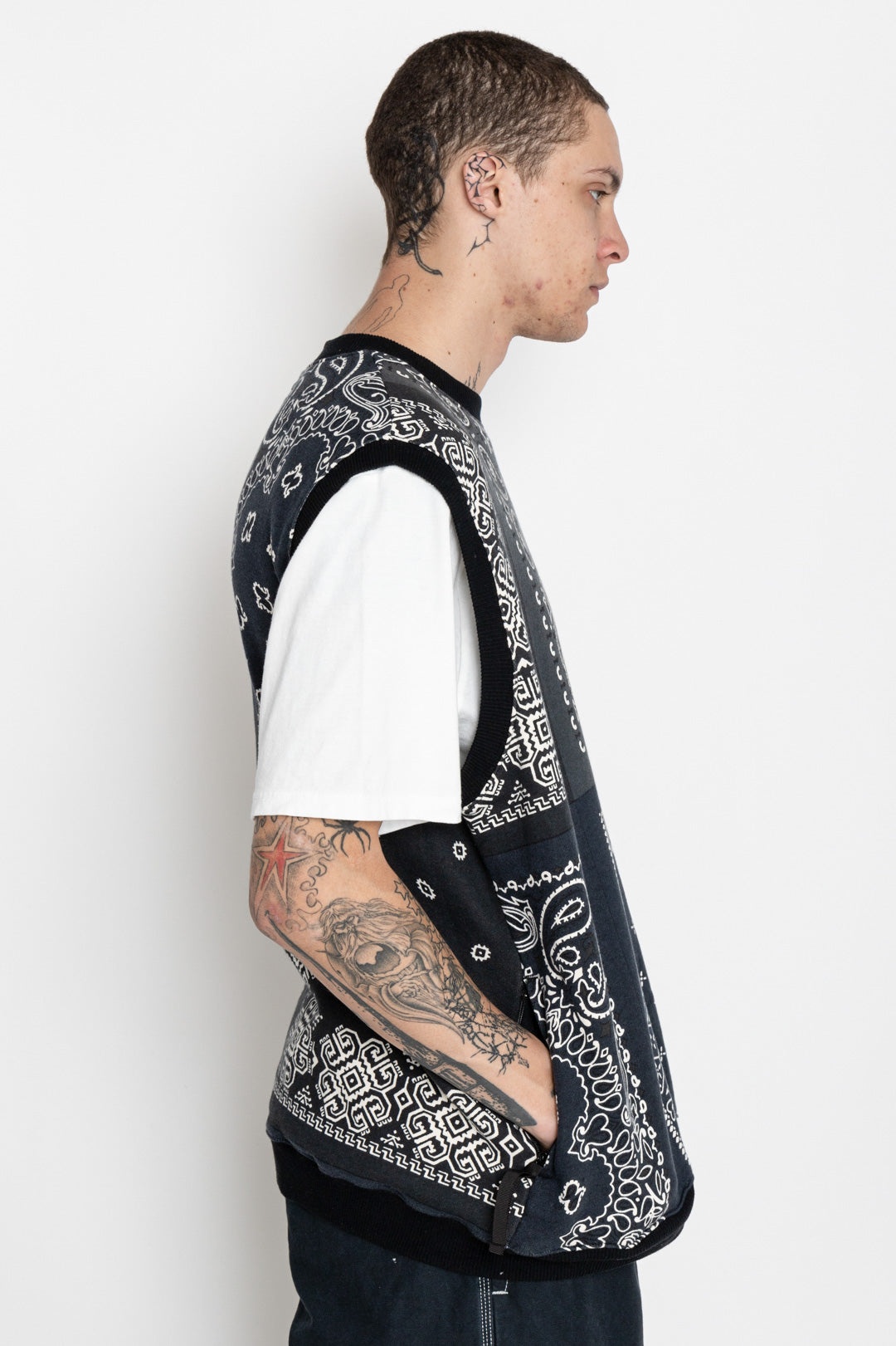 30/-SWT Knit Bandanna BIG Vest - Black - 5