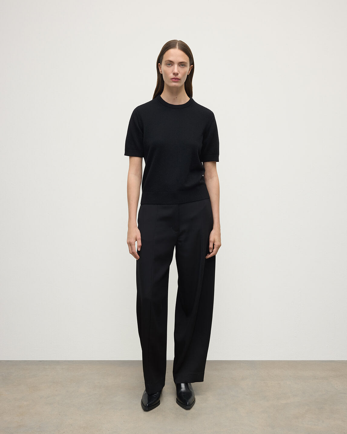 Classic Cashmere Black T-shirt - 2