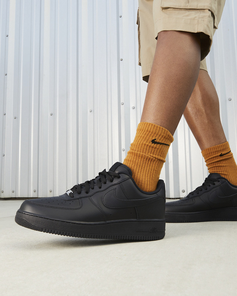 Nike Nike Air Force 1 '07 Men's Shoes outlook