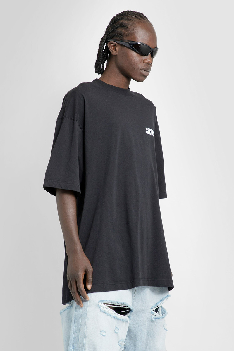 VETEMENTS MAN BLACK T-SHIRTS 3