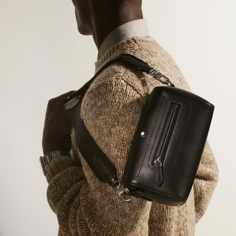 Montblanc 142 bag mini size 5